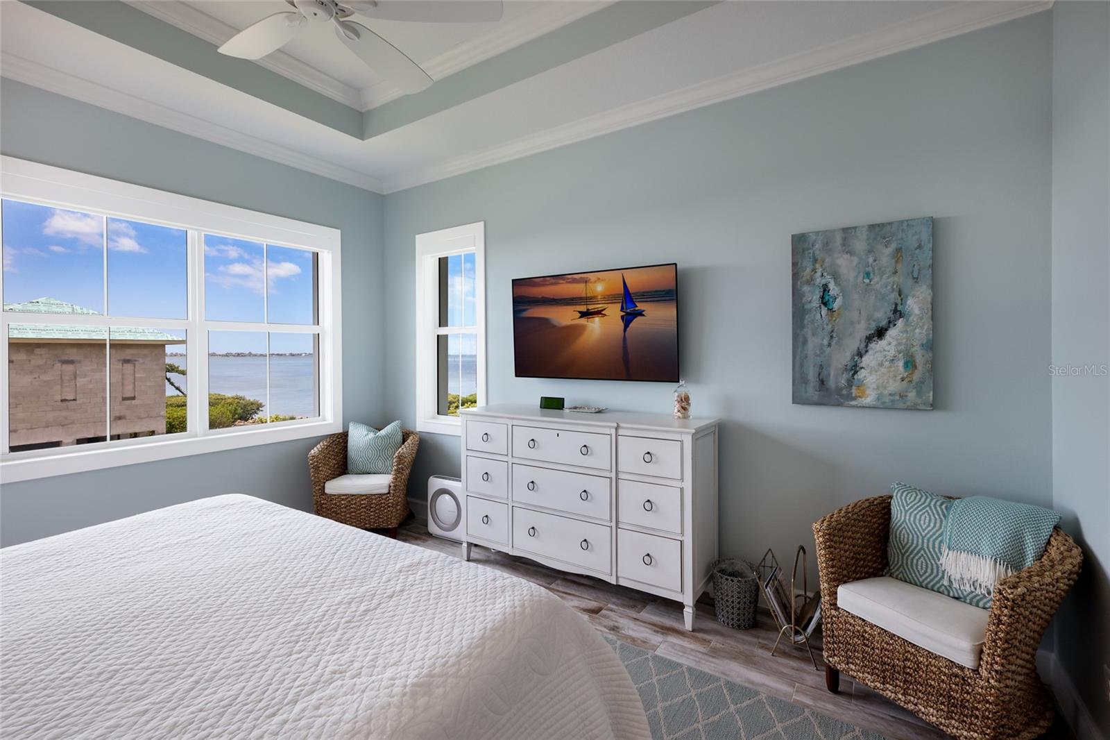 318 Compass Point Dr #202 Property Photo 23
