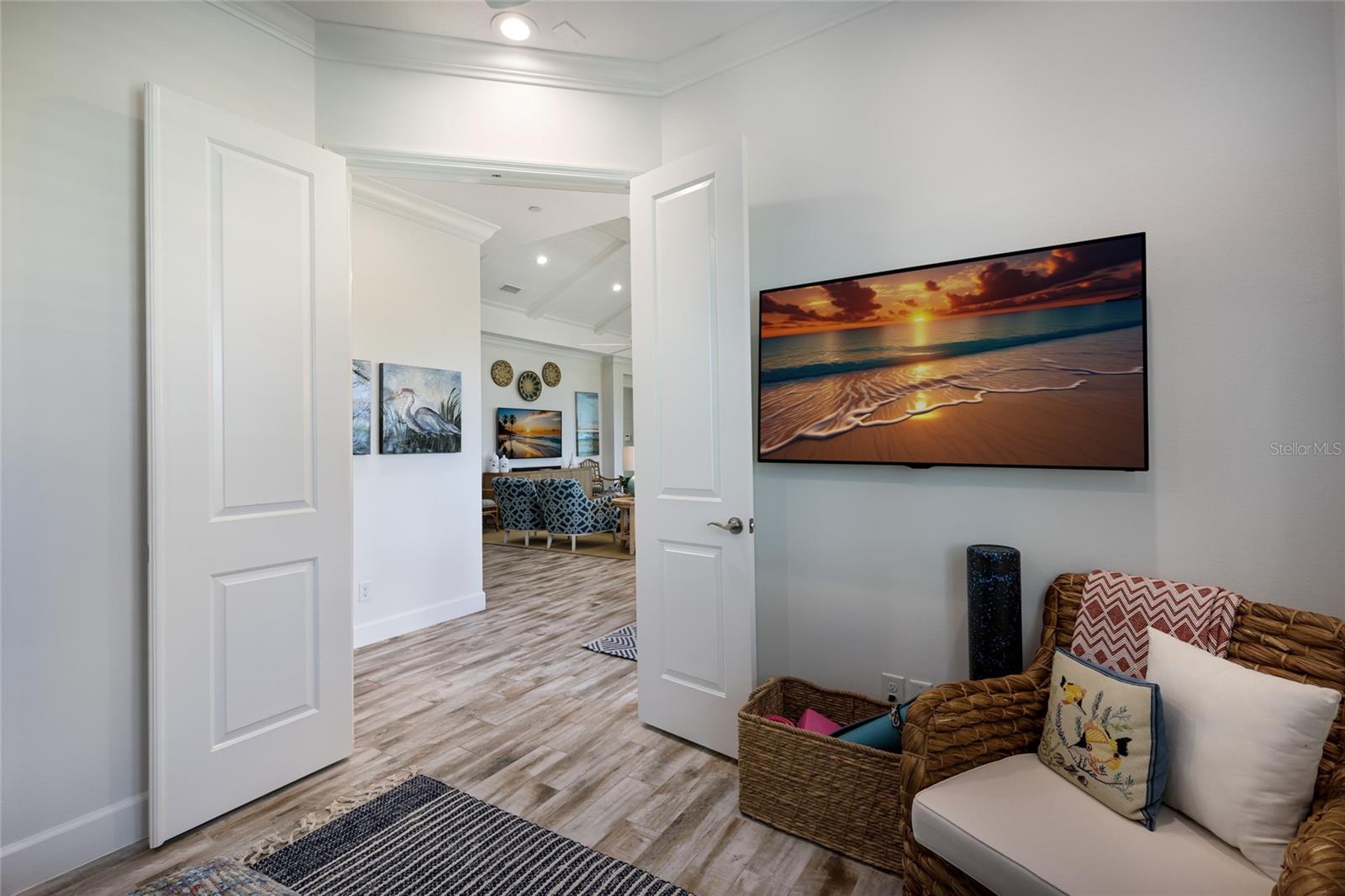 318 Compass Point Dr #202 Property Photo 27