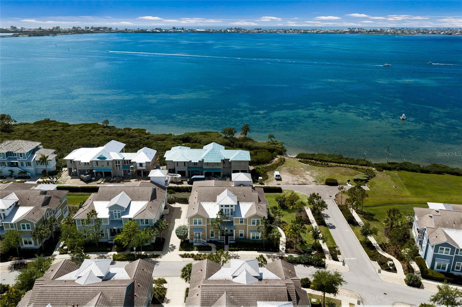 318 Compass Point Dr #202 Property Photo 45
