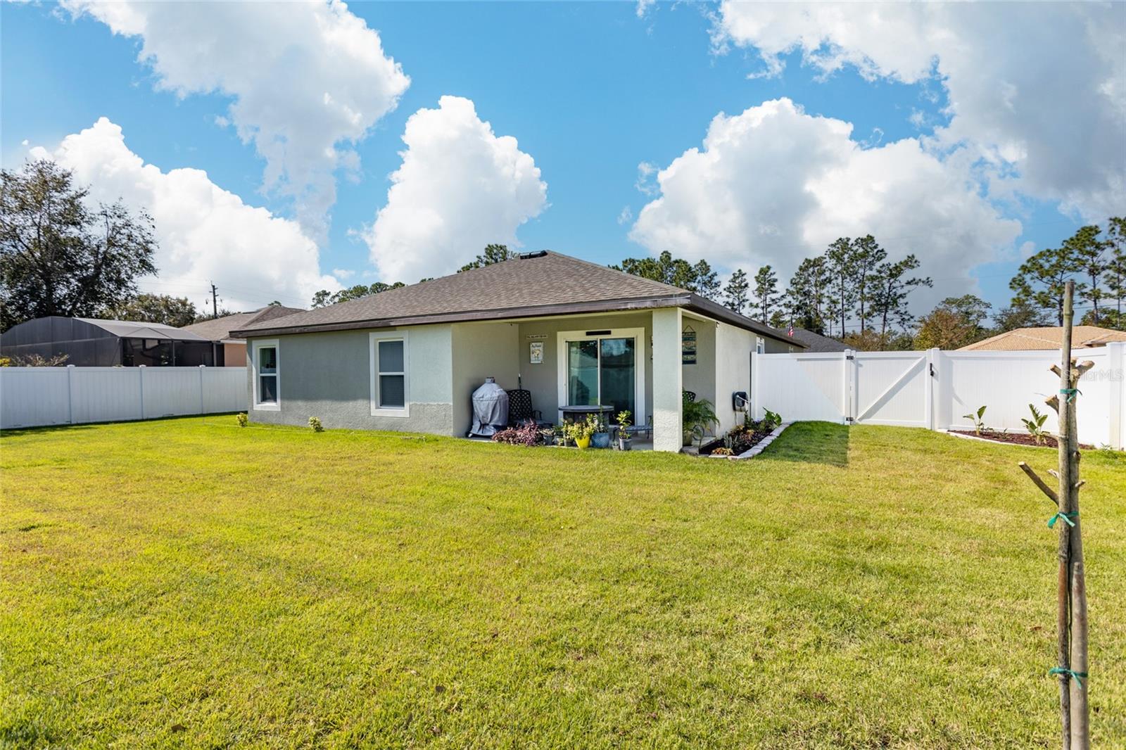 35 Rollins Ln Property Photo 17