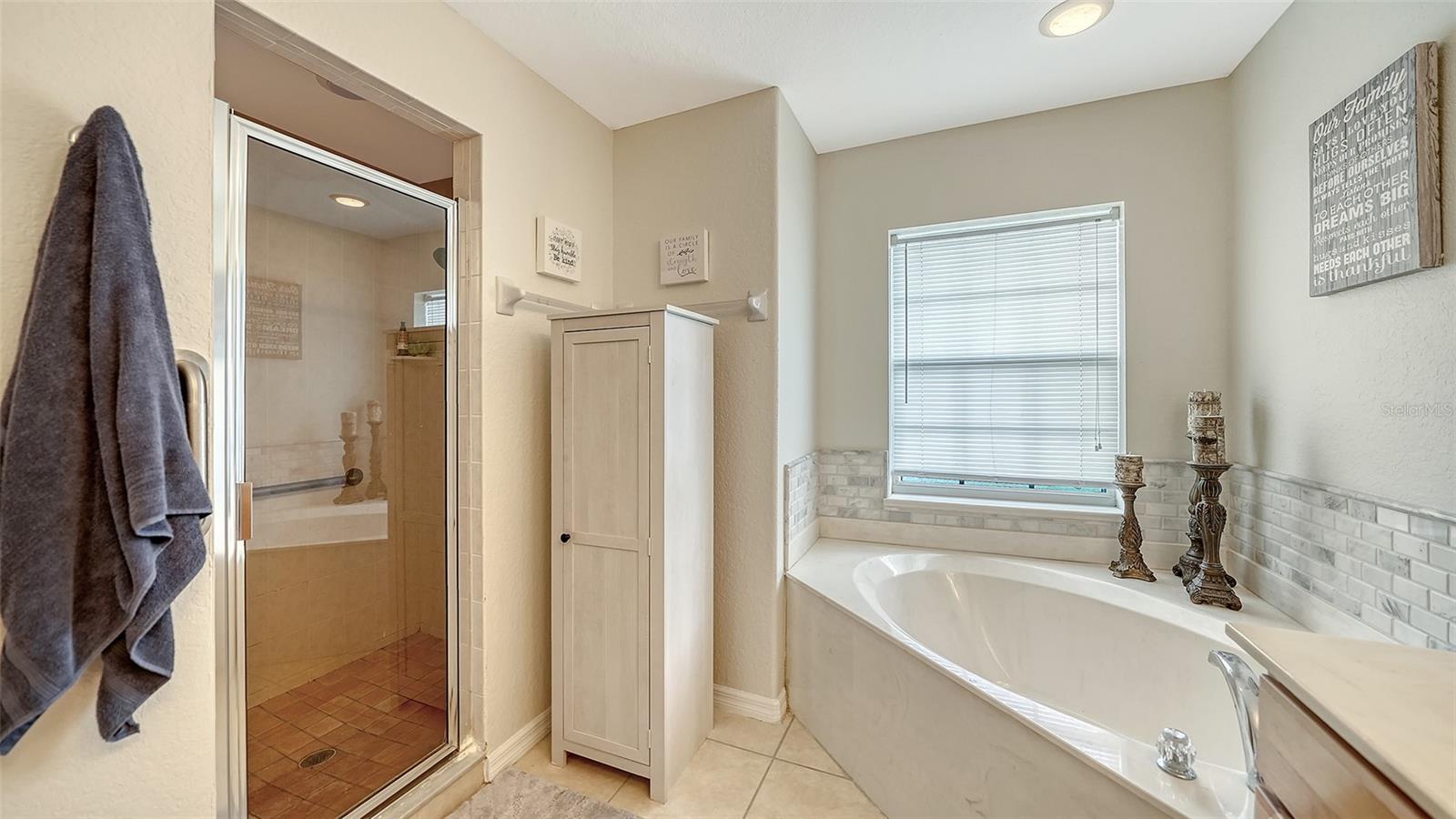 2051 Snover Ave Property Photo 27