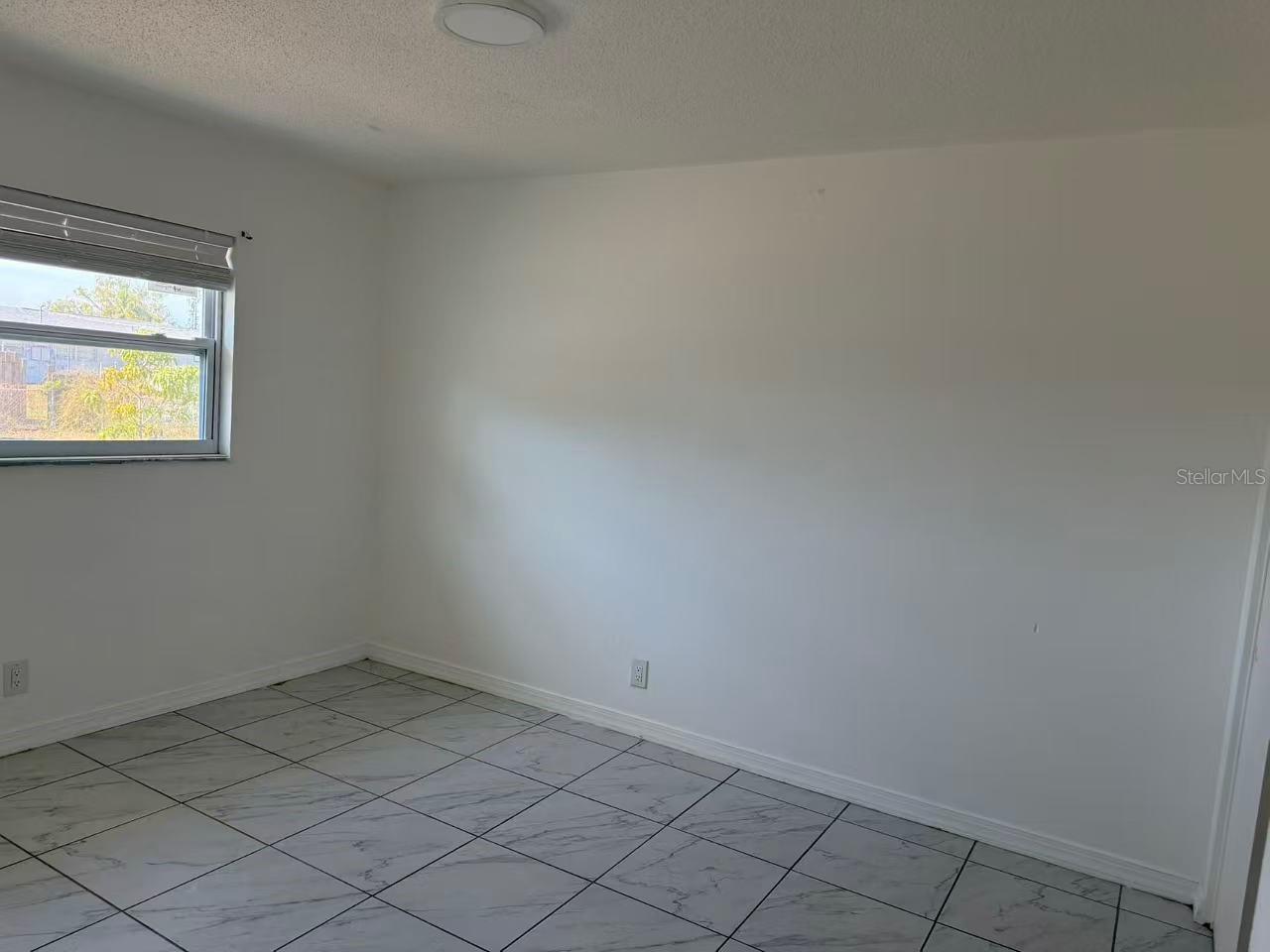 4326 80th St W Property Photo 9