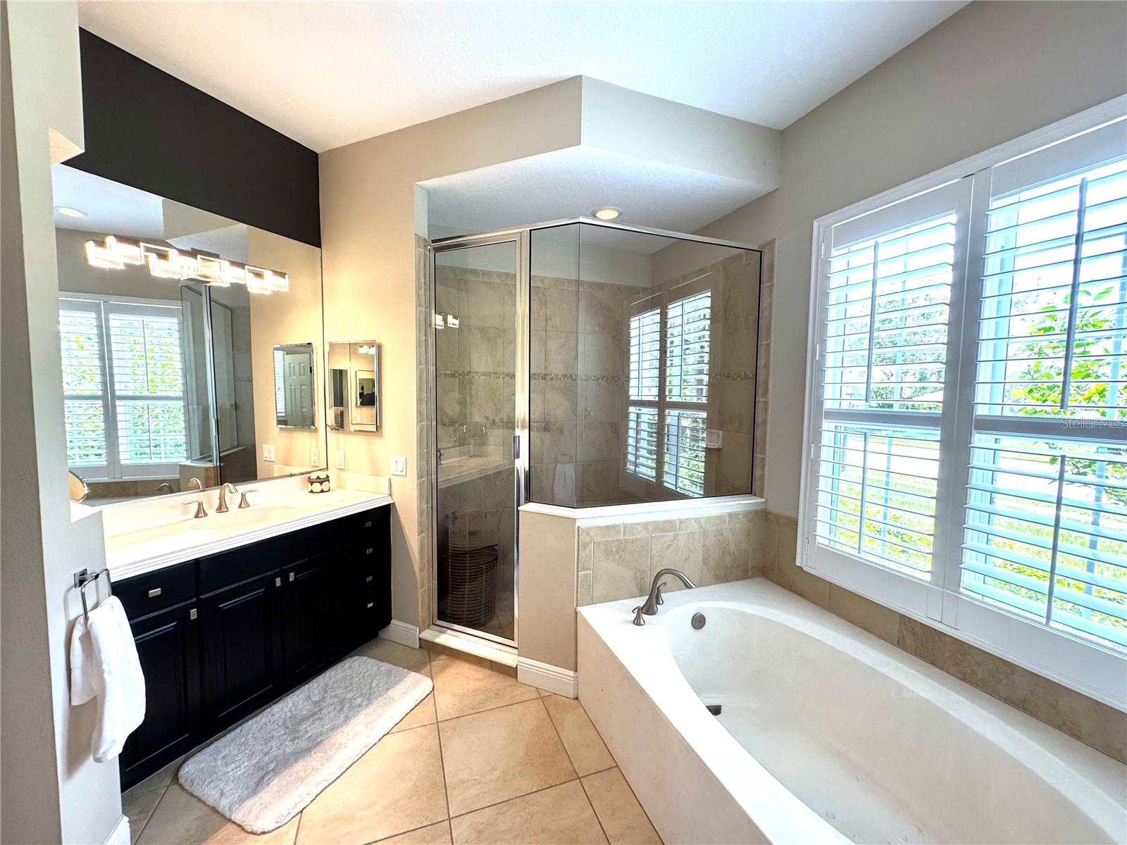 1539 Ormond Ter Property Photo 43