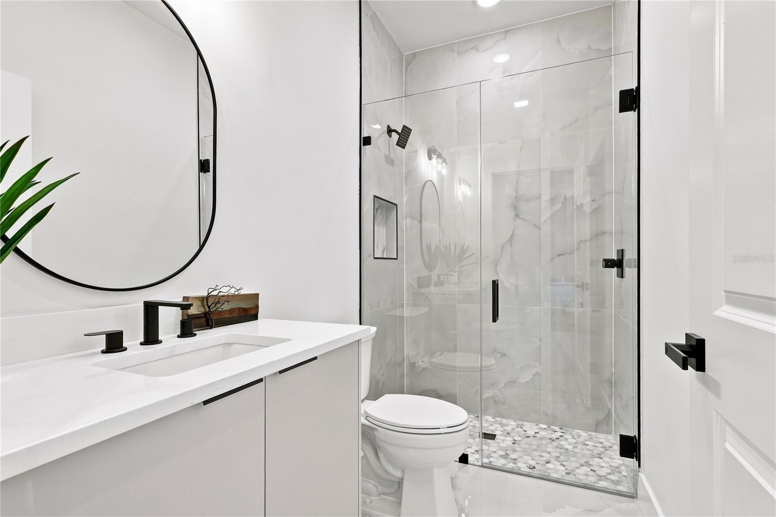 7731 Pinedale Dr Property Photo 31