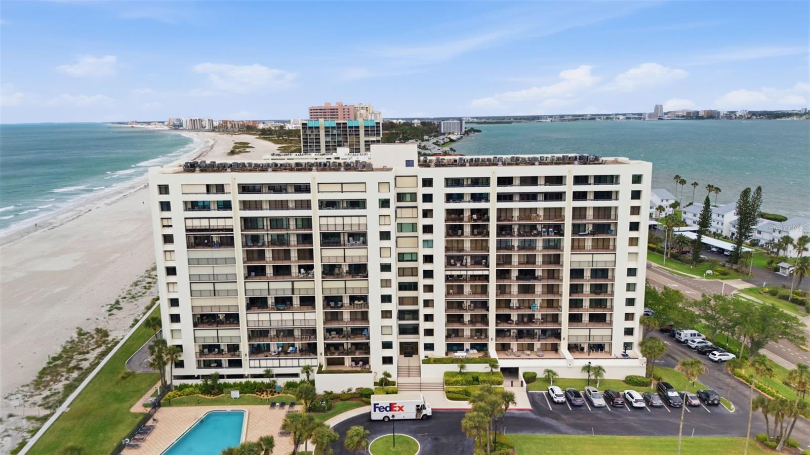1460 Gulf Blvd #501 Property Photo 3