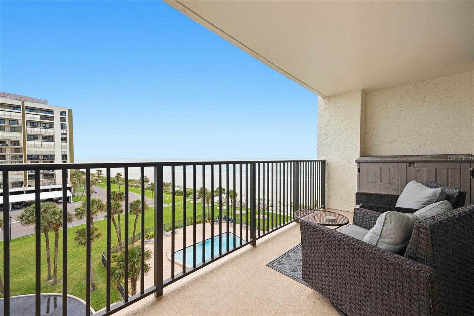 1460 Gulf Blvd #501 Property Photo 4
