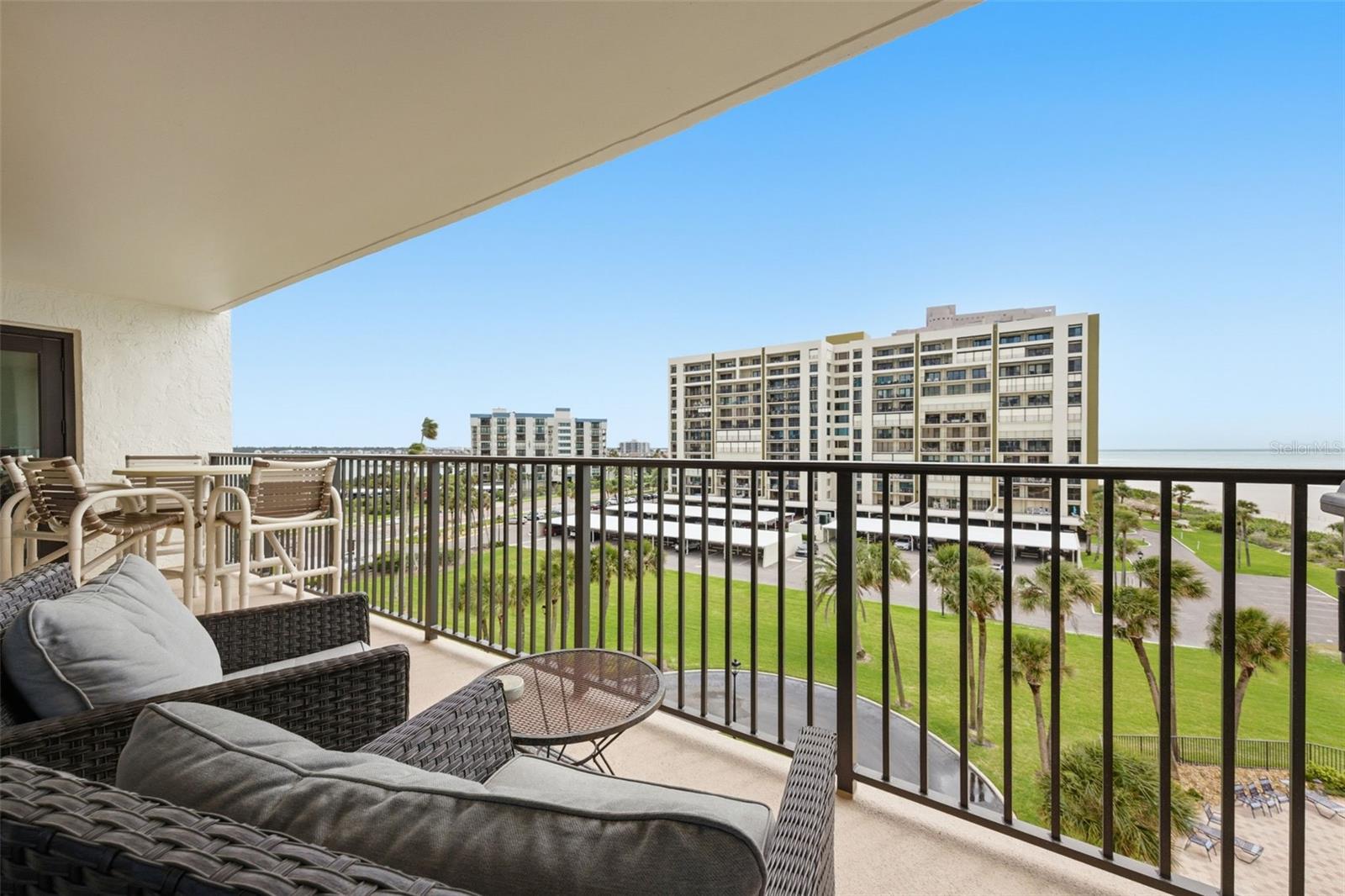 1460 Gulf Blvd #501 Property Photo 5