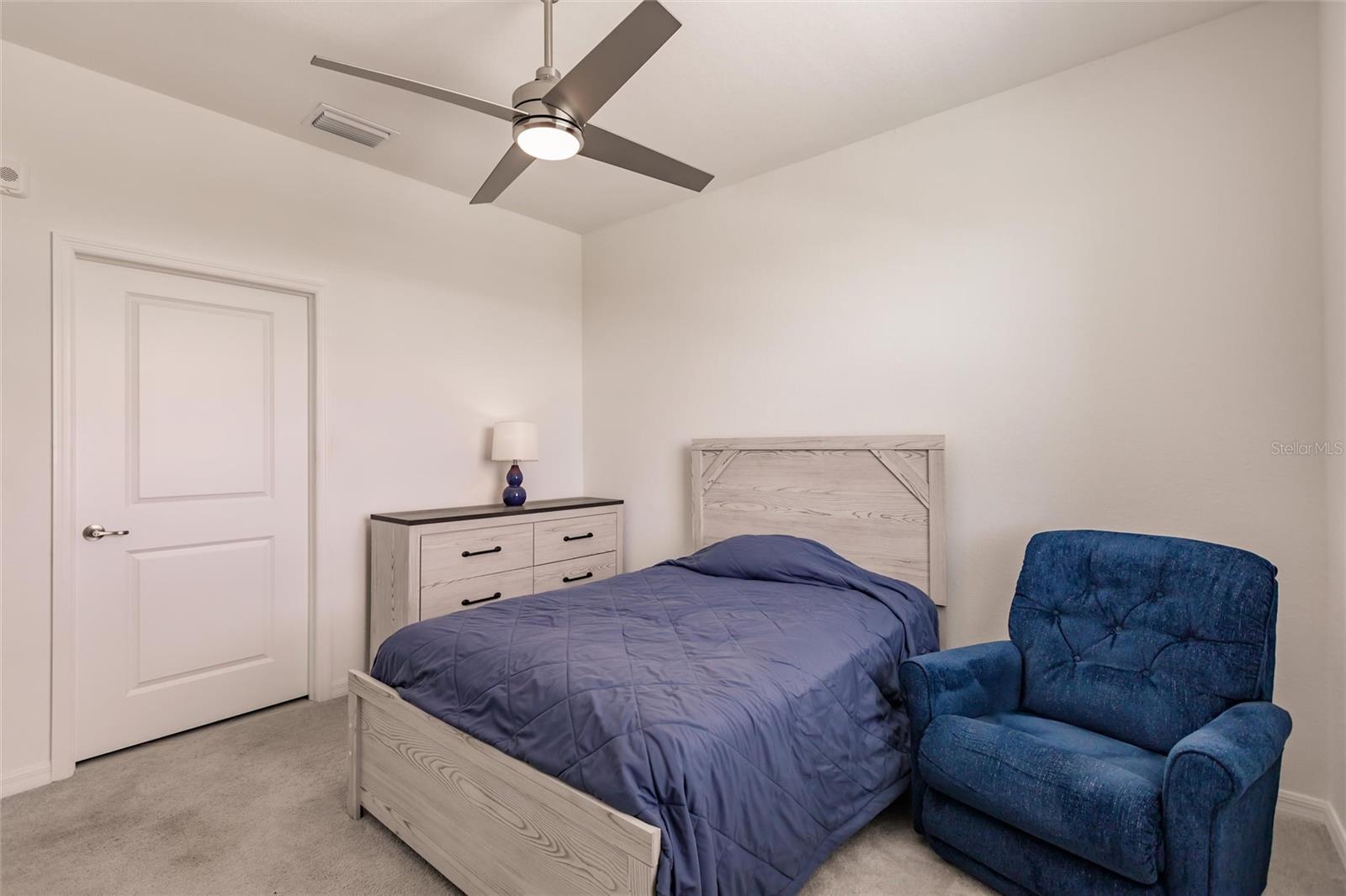 14131 Heritage Landing Blvd #838 Property Photo 33