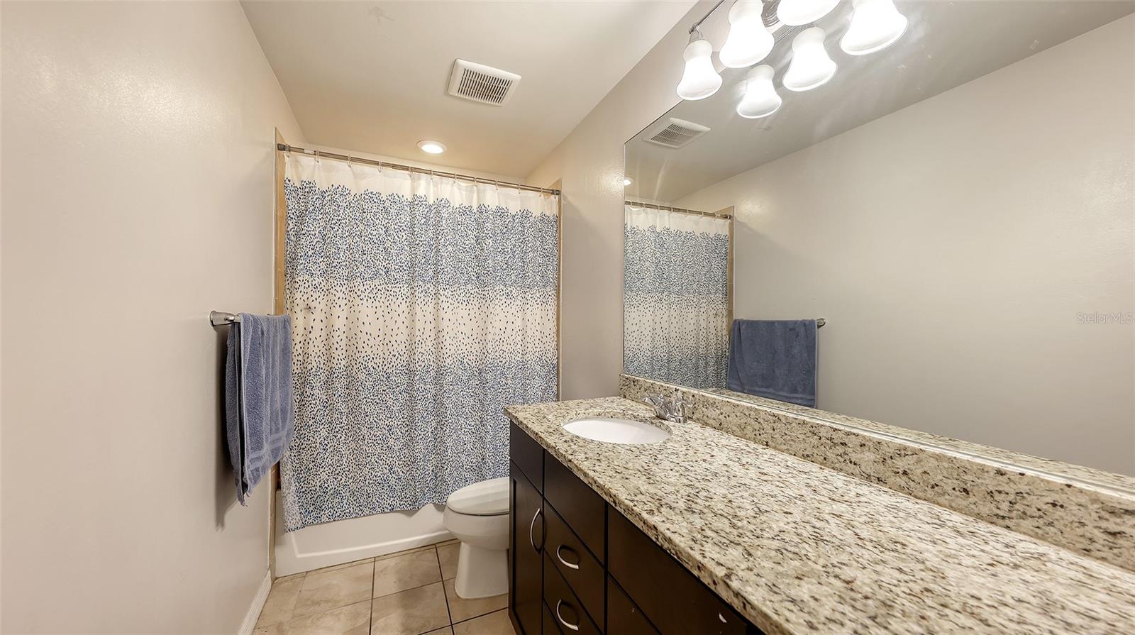 2446 Carnation Ct Property Photo 42