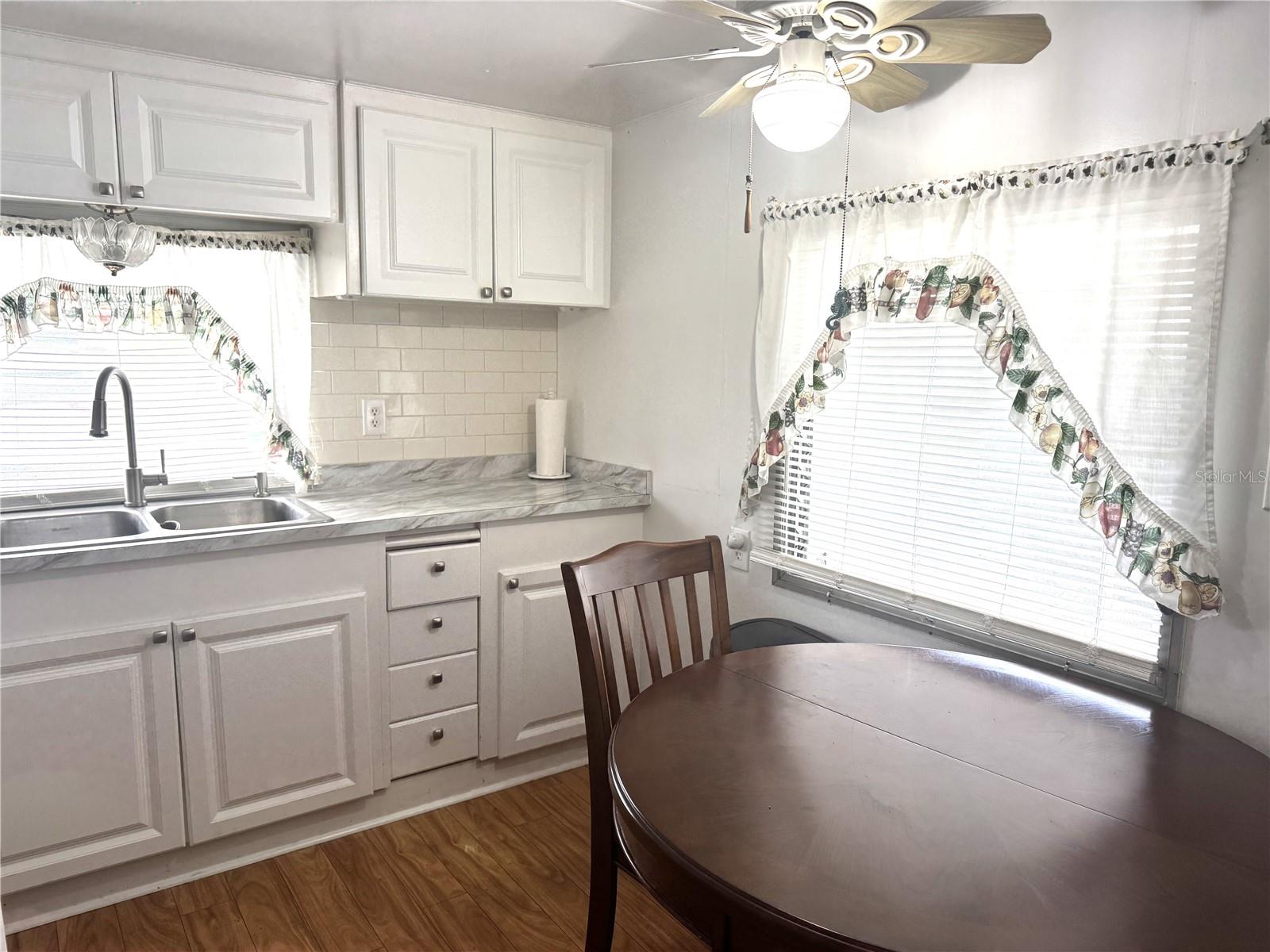 254 Southwinds Dr Property Photo 8