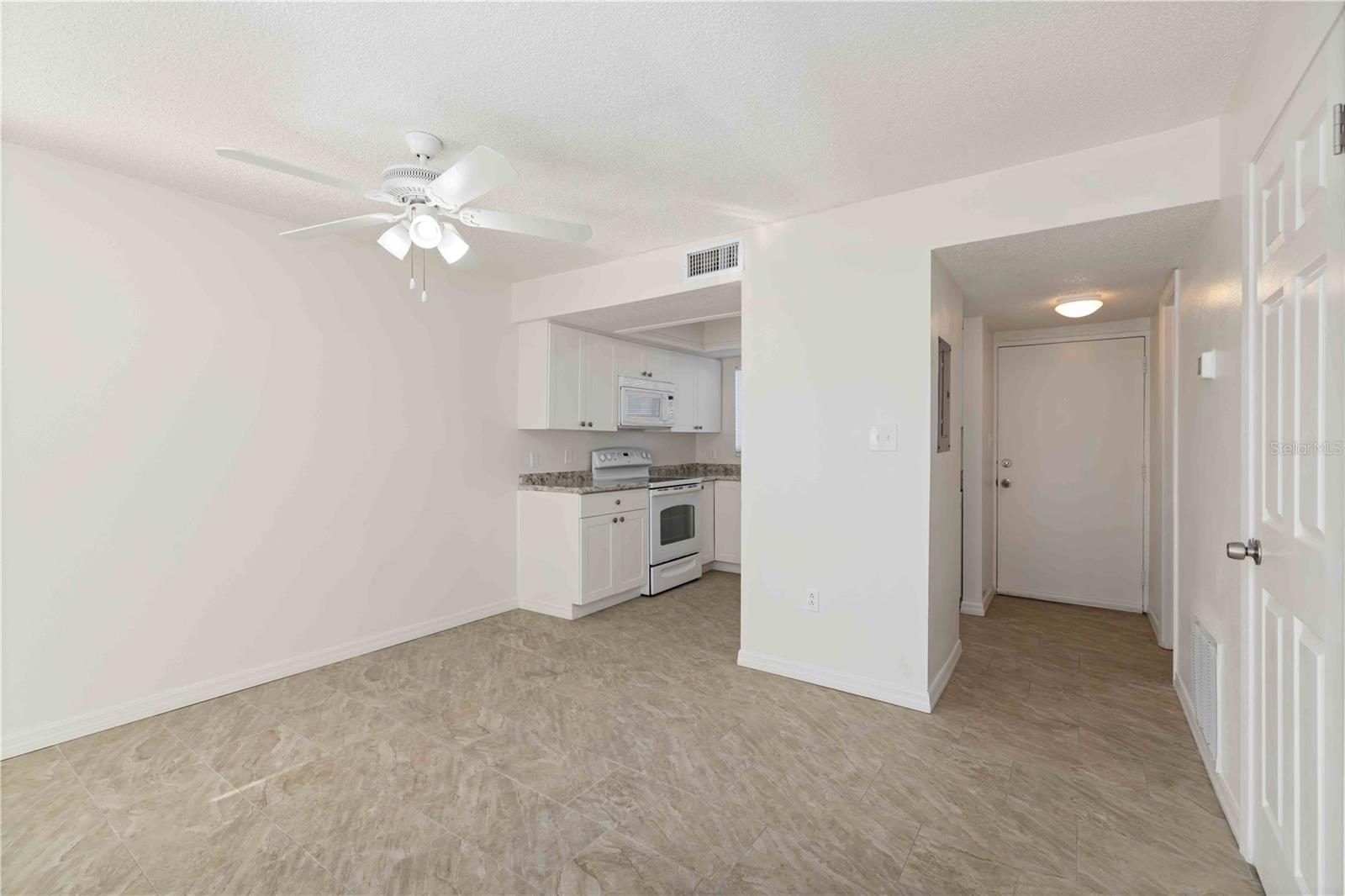 3569 Bee Ridge Property Photo 8