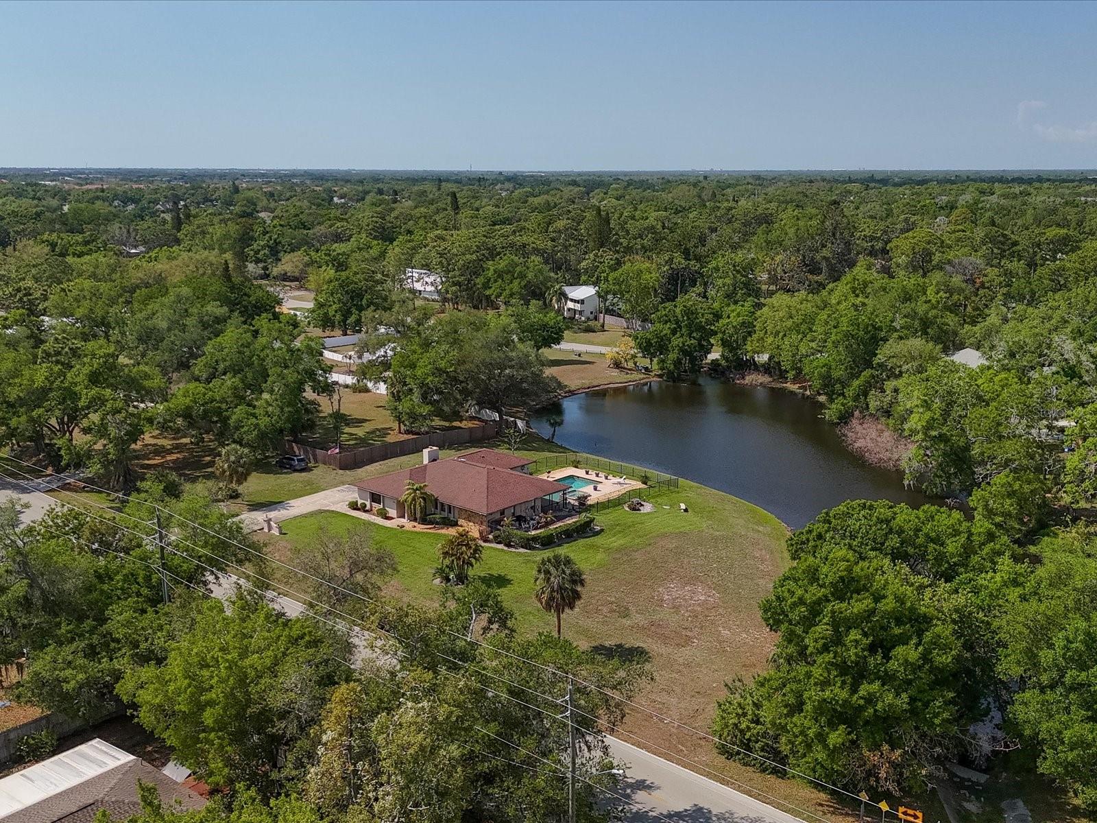 3927 Desoto Rd Property Photo 4
