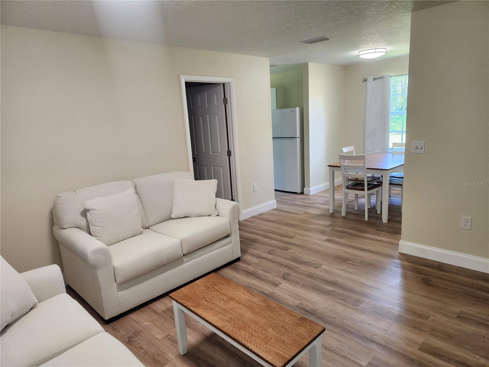 1652 Sw Harlem Cir Property Photo 2