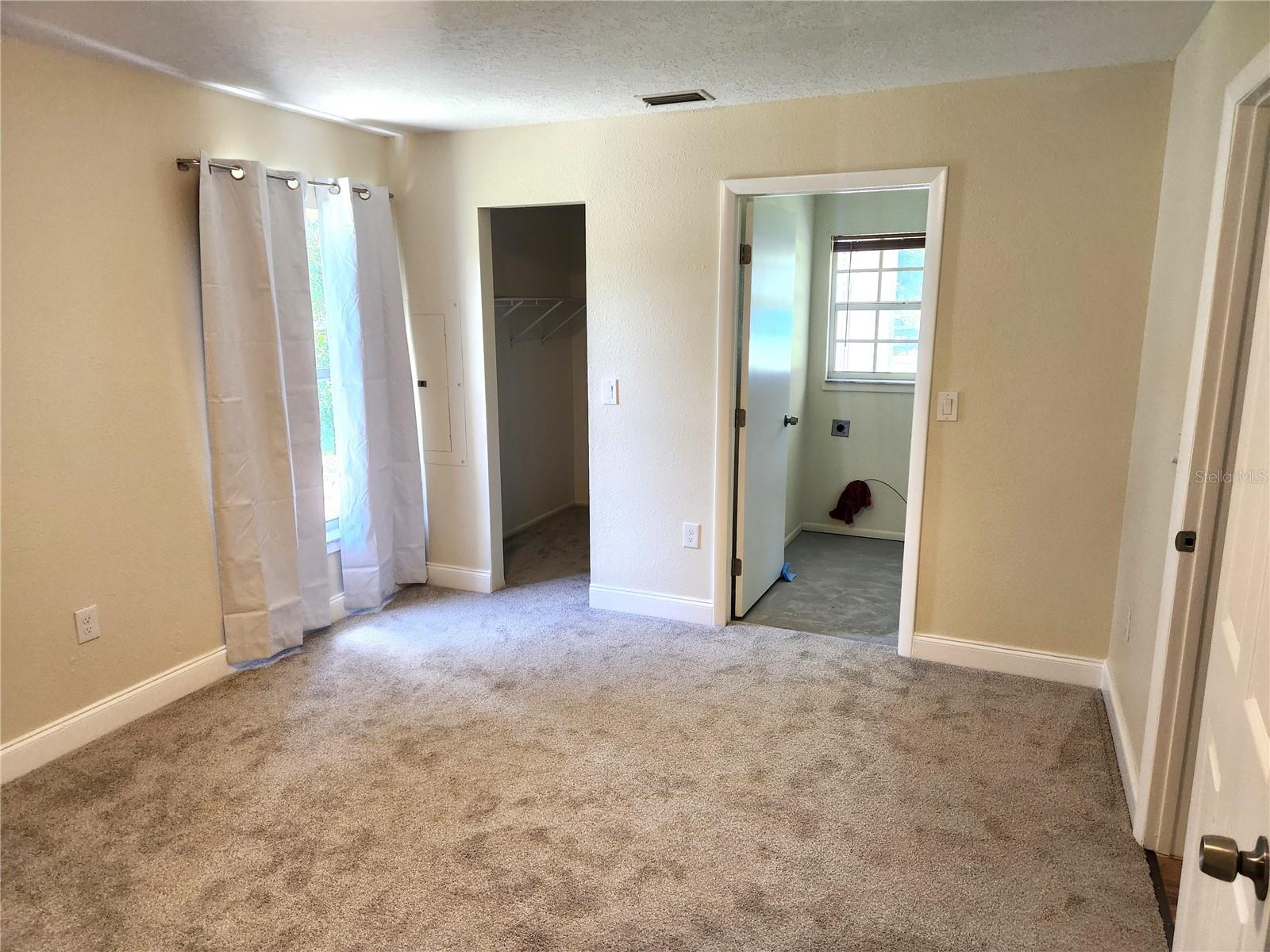 1652 Sw Harlem Cir Property Photo 7