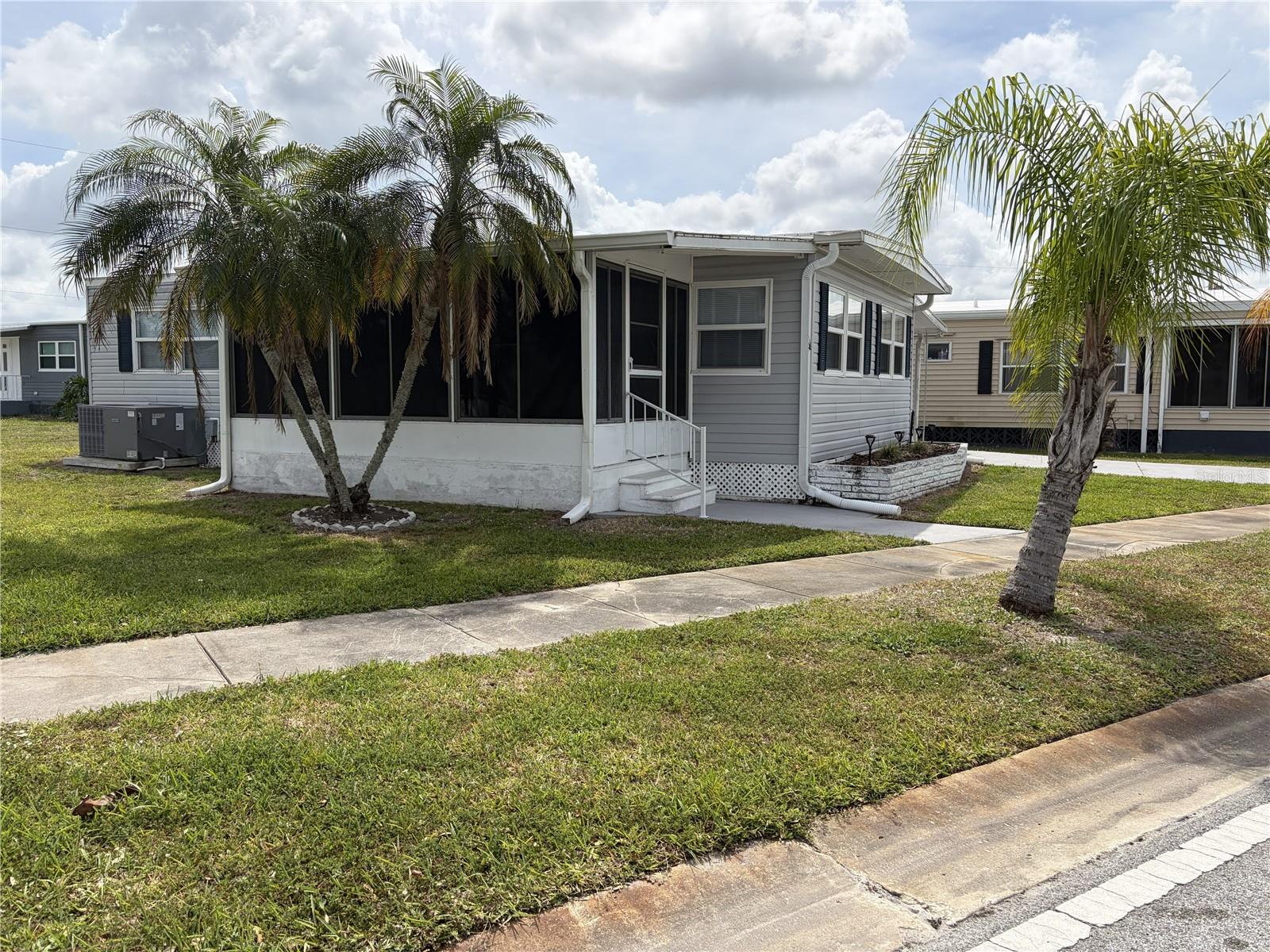 5308 Tri Par Dr Property Photo 2