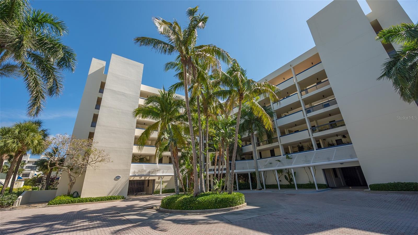 1932 Harbourside Dr #244 Property Photo 3