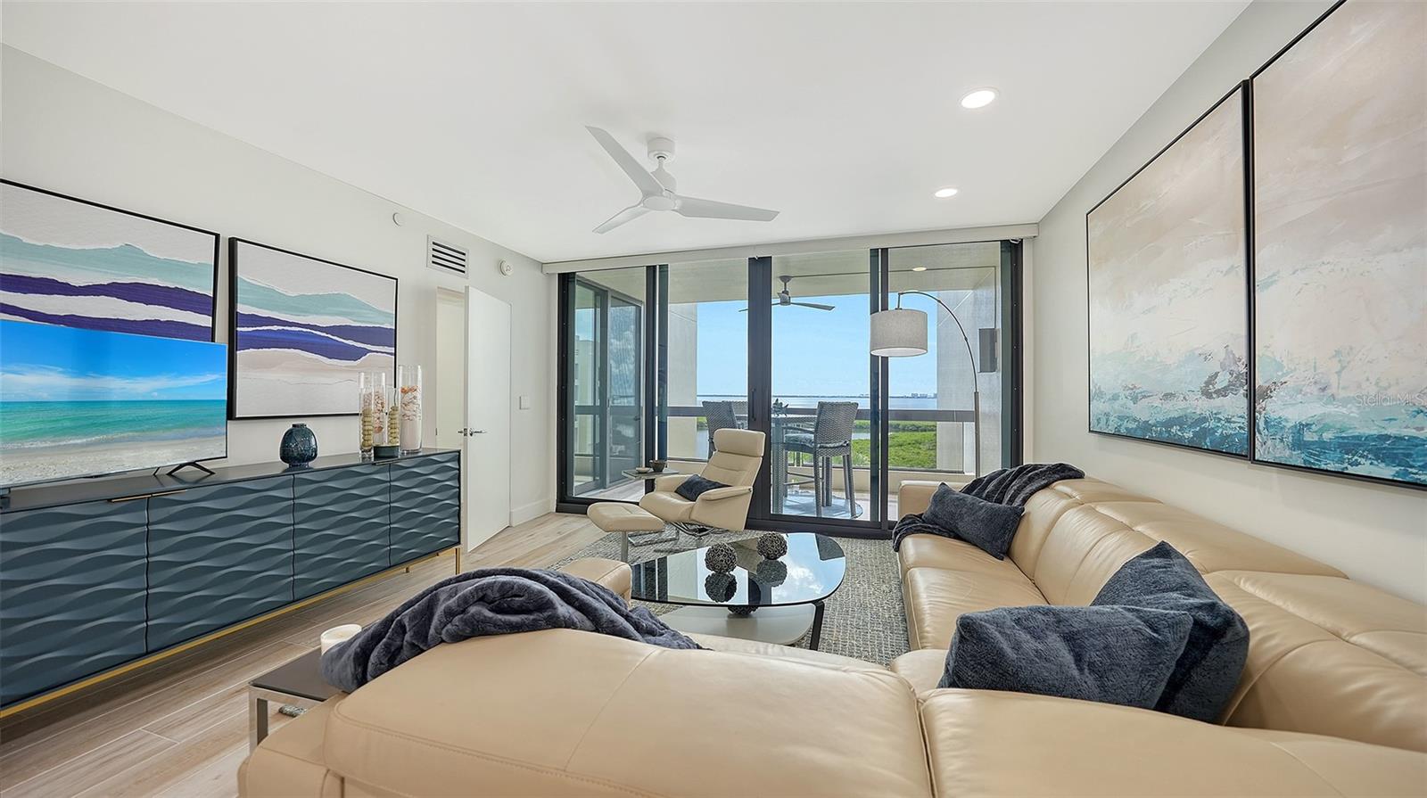 1932 Harbourside Dr #244 Property Photo 8