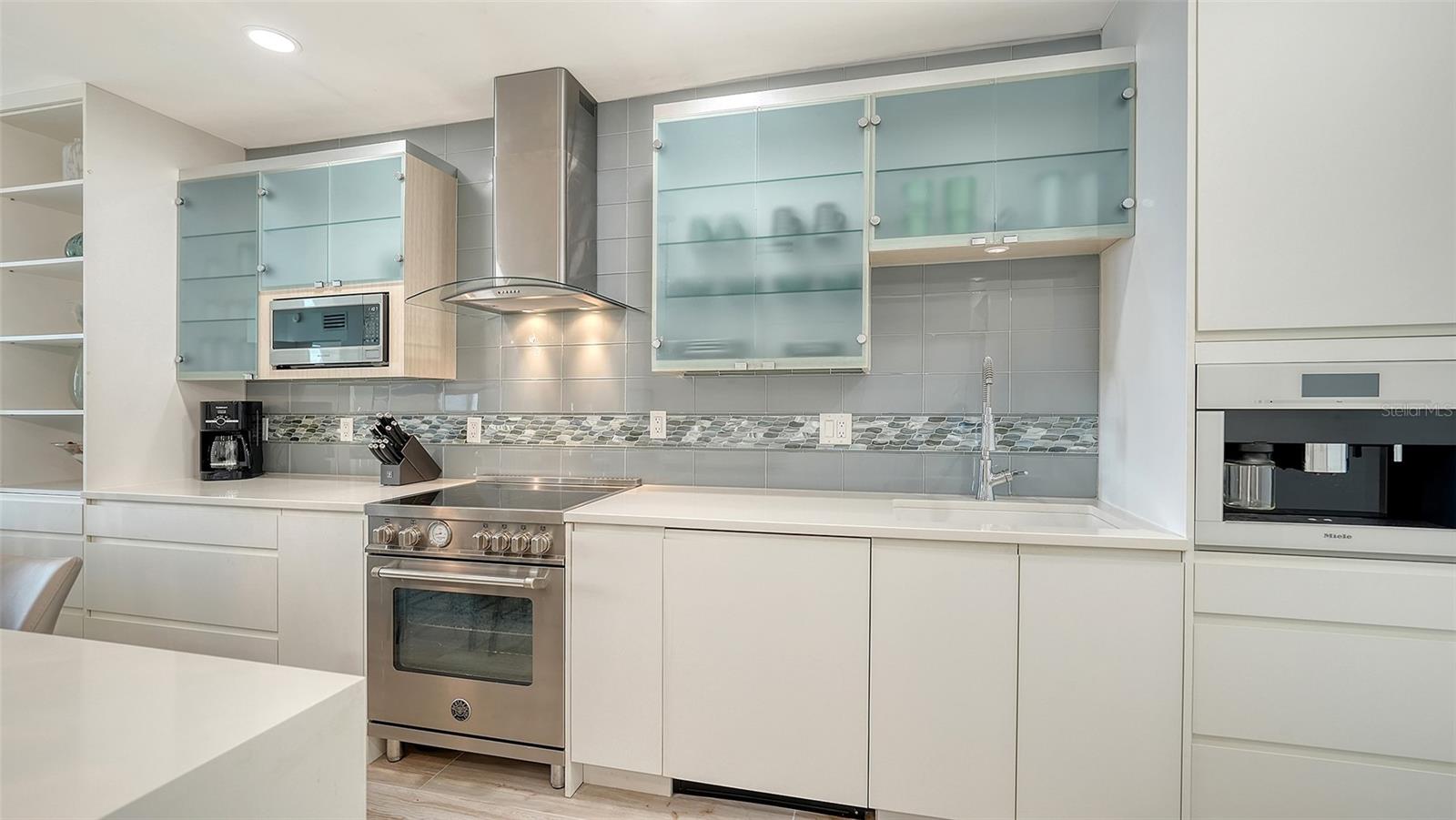1932 Harbourside Dr #244 Property Photo 17