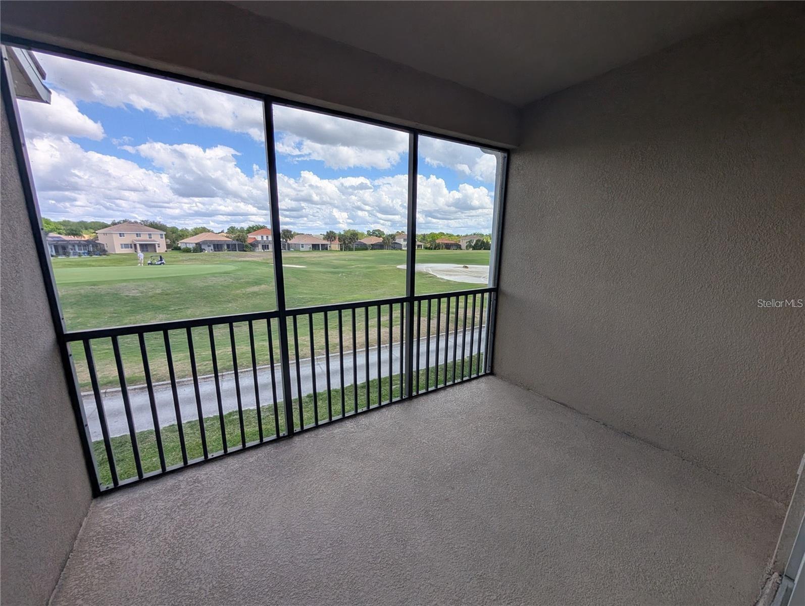 803 Fairwaycove Ln #204 Property Photo 6