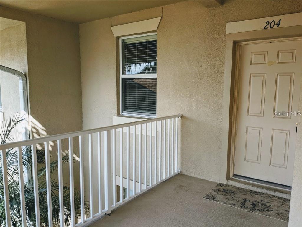 803 Fairwaycove Ln #204 Property Photo 7