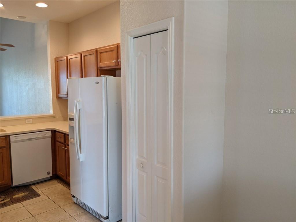 803 Fairwaycove Ln #204 Property Photo 10