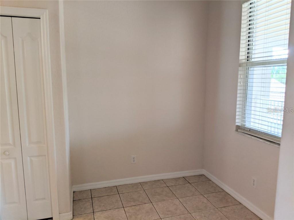 803 Fairwaycove Ln #204 Property Photo 11