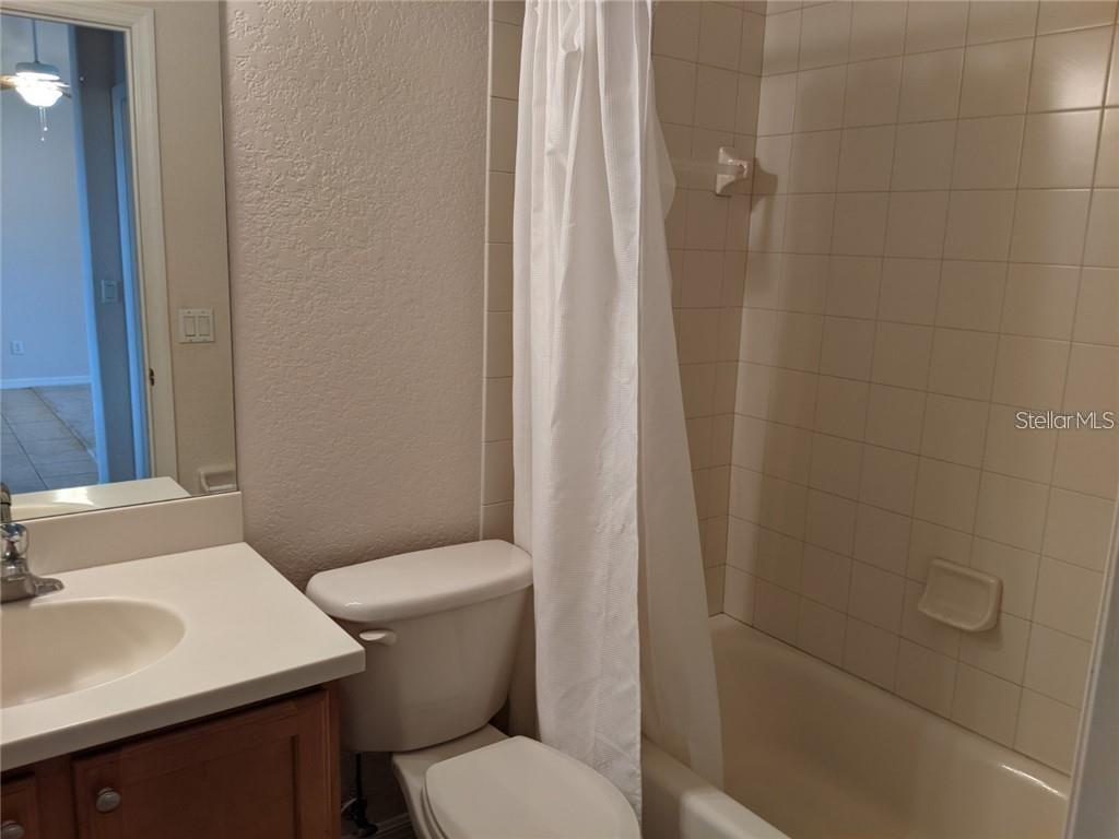 803 Fairwaycove Ln #204 Property Photo 22