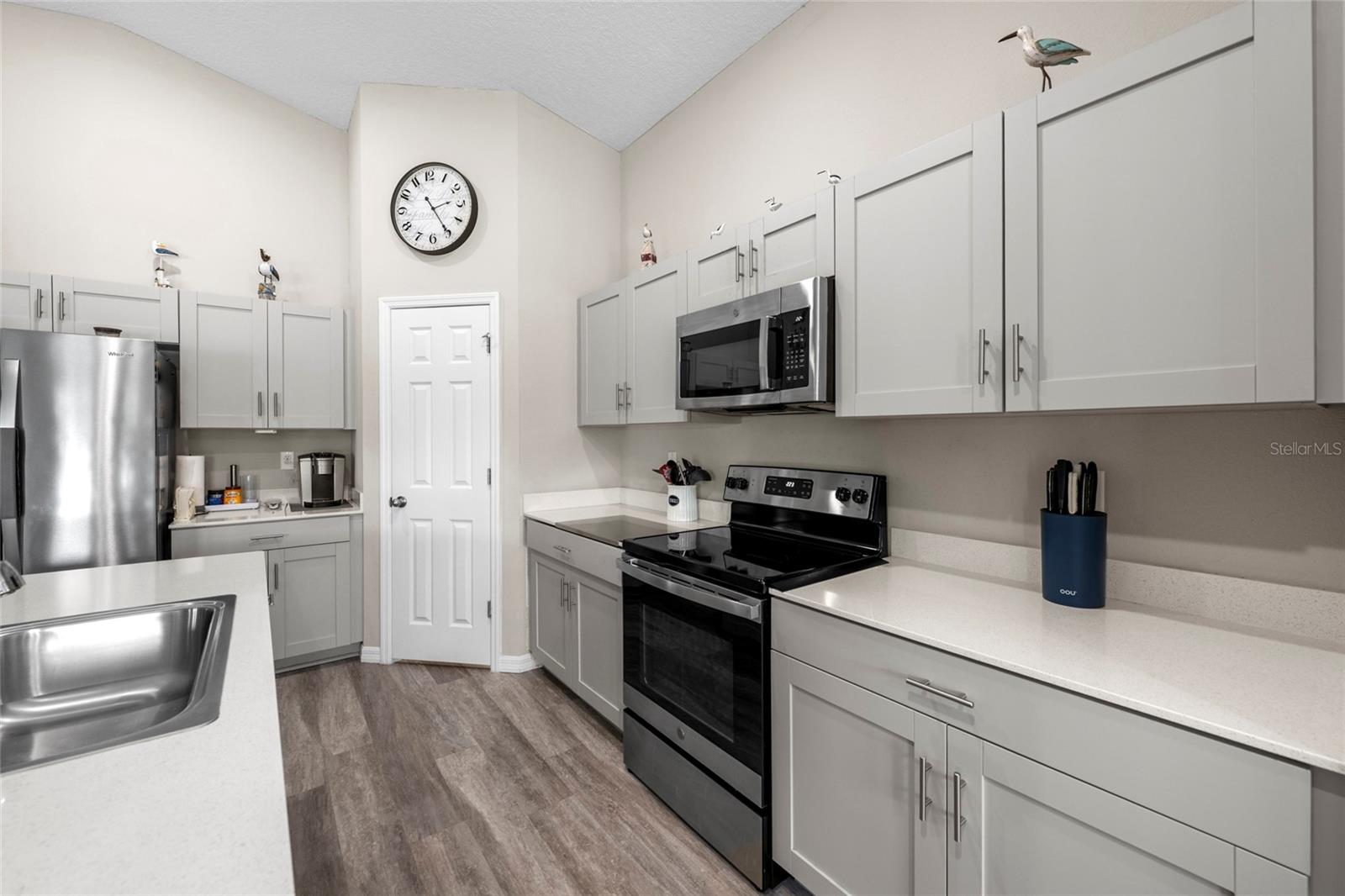 12690 Tannencrest Dr Property Photo 5