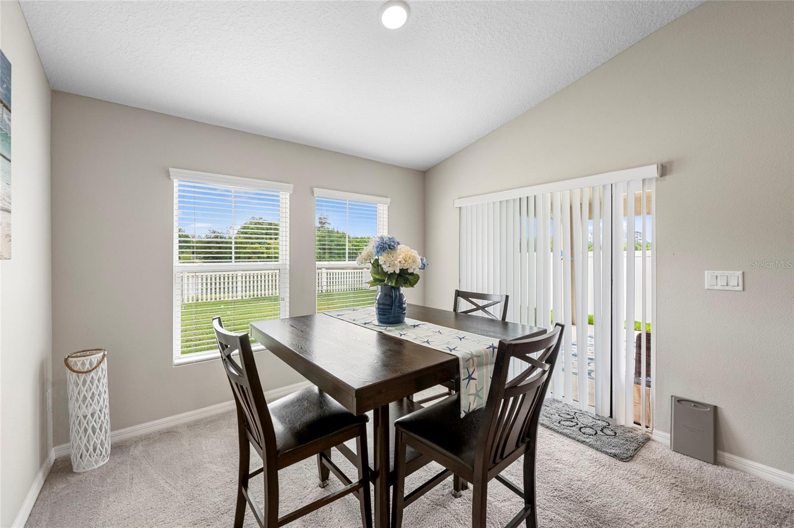 12690 Tannencrest Dr Property Photo 9