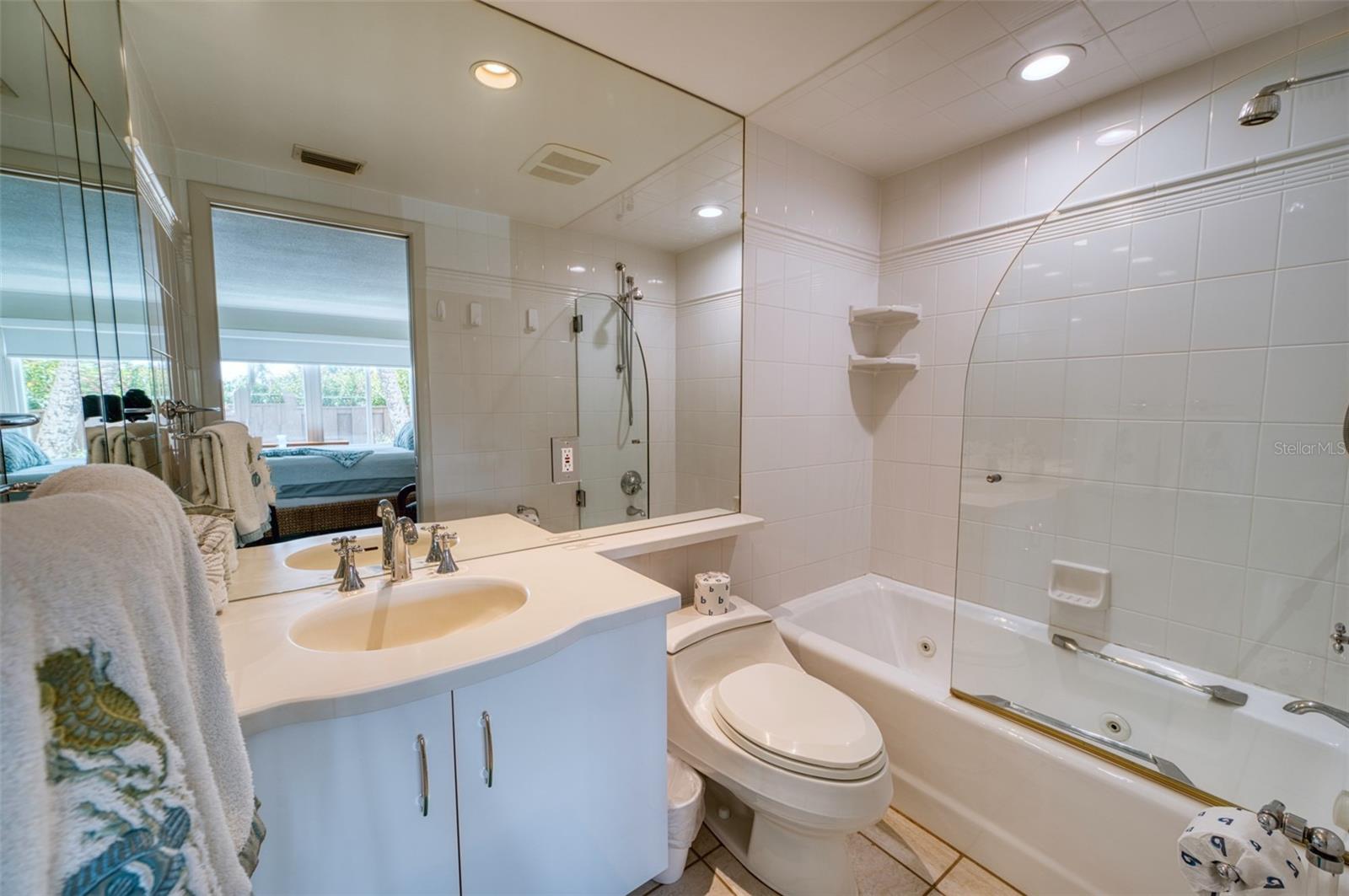 6701 Gulf Of Mexico Dr #332 Property Photo 19