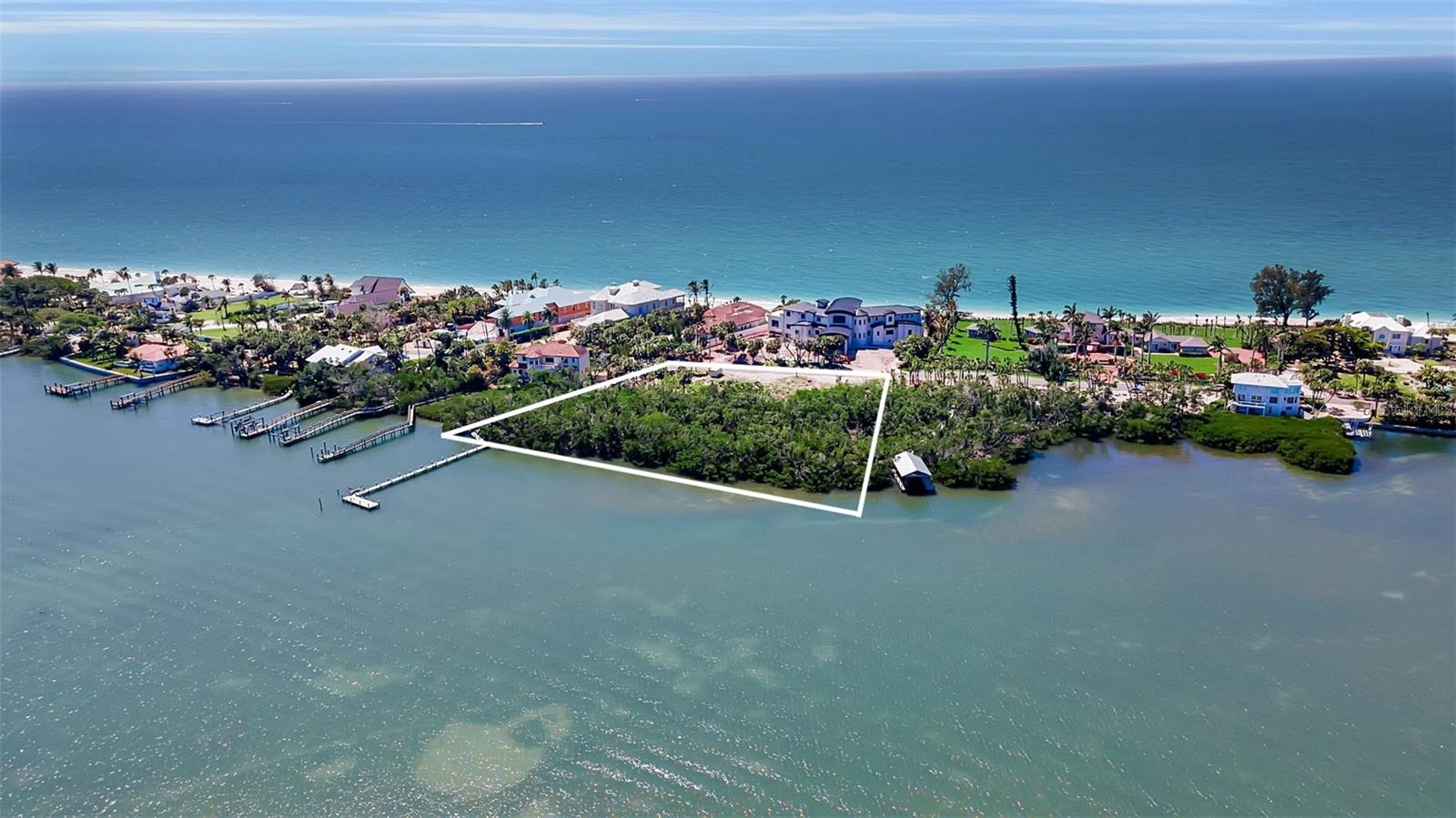 2542 Casey Key Rd Property Photo 2