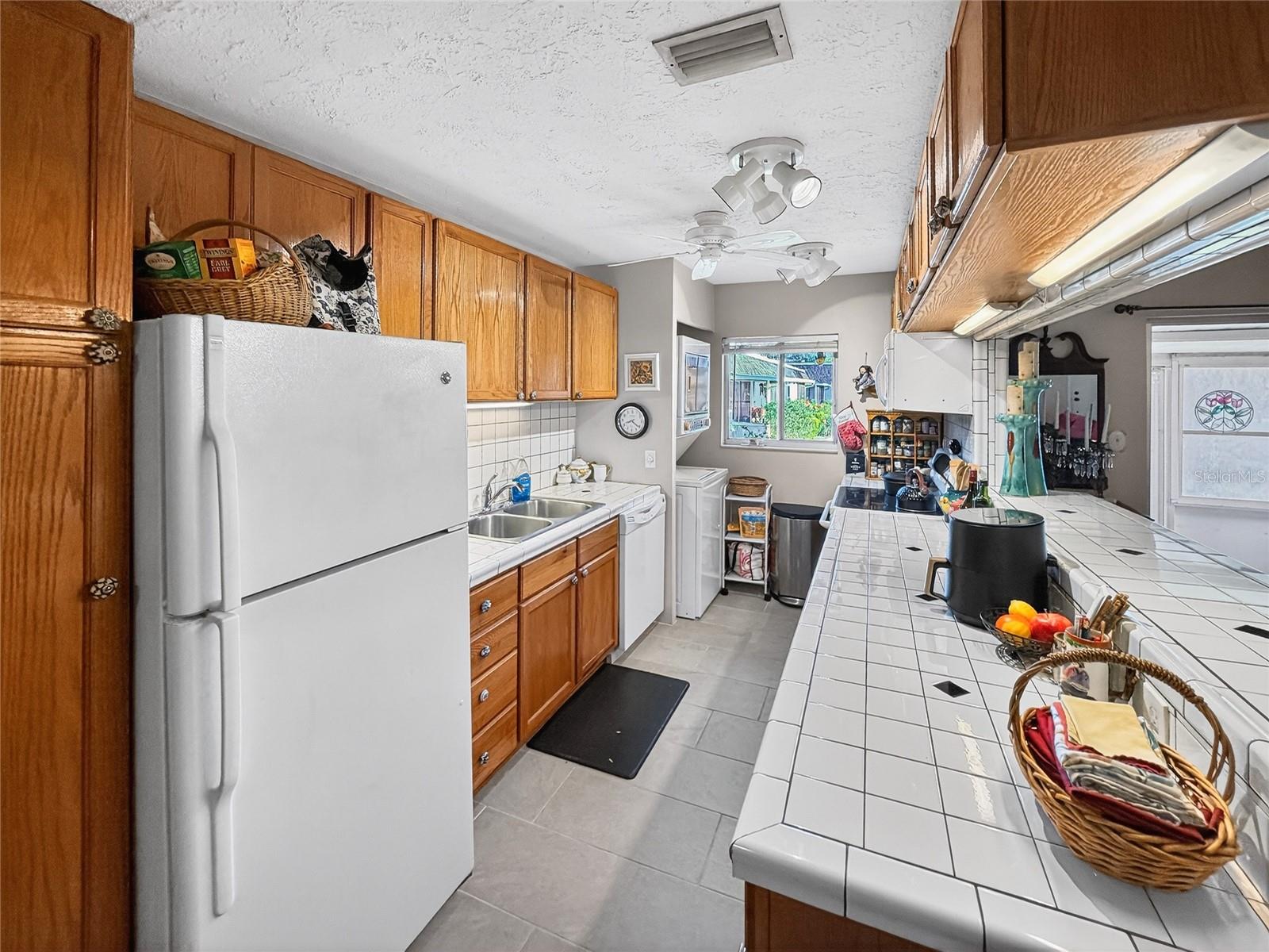 4160 Fruitville Rd #11 Property Photo 11