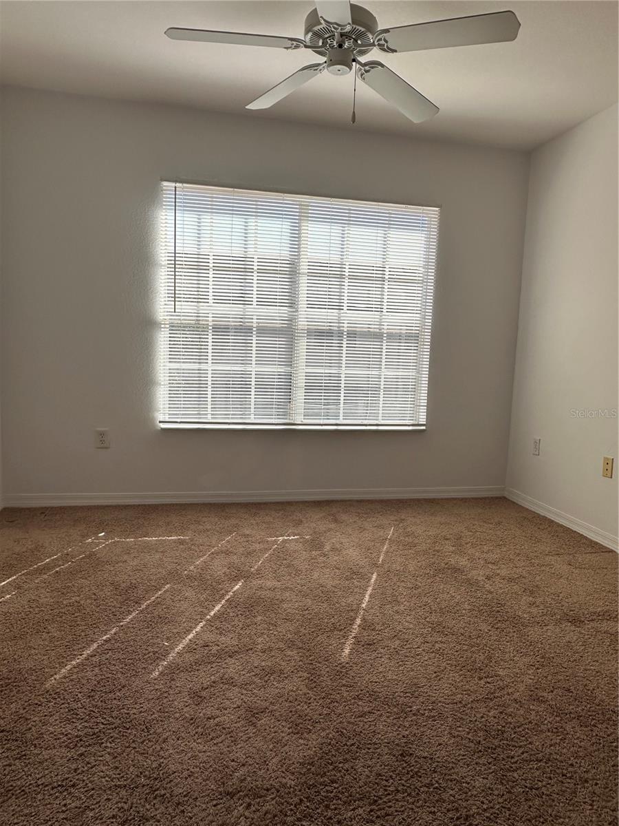 A4689238 Property Photo 6