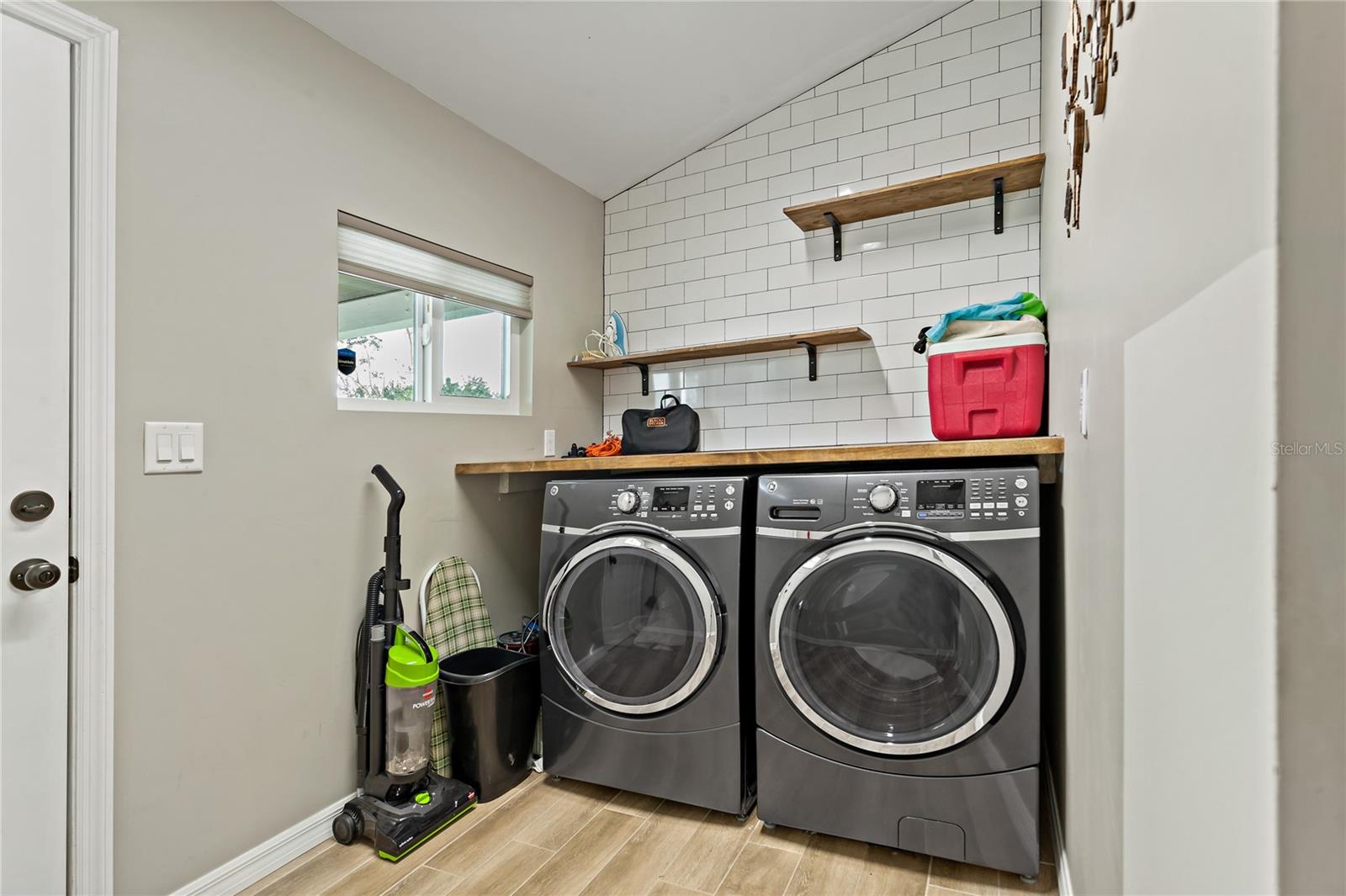 1675 Blakemore Ln Property Photo 33