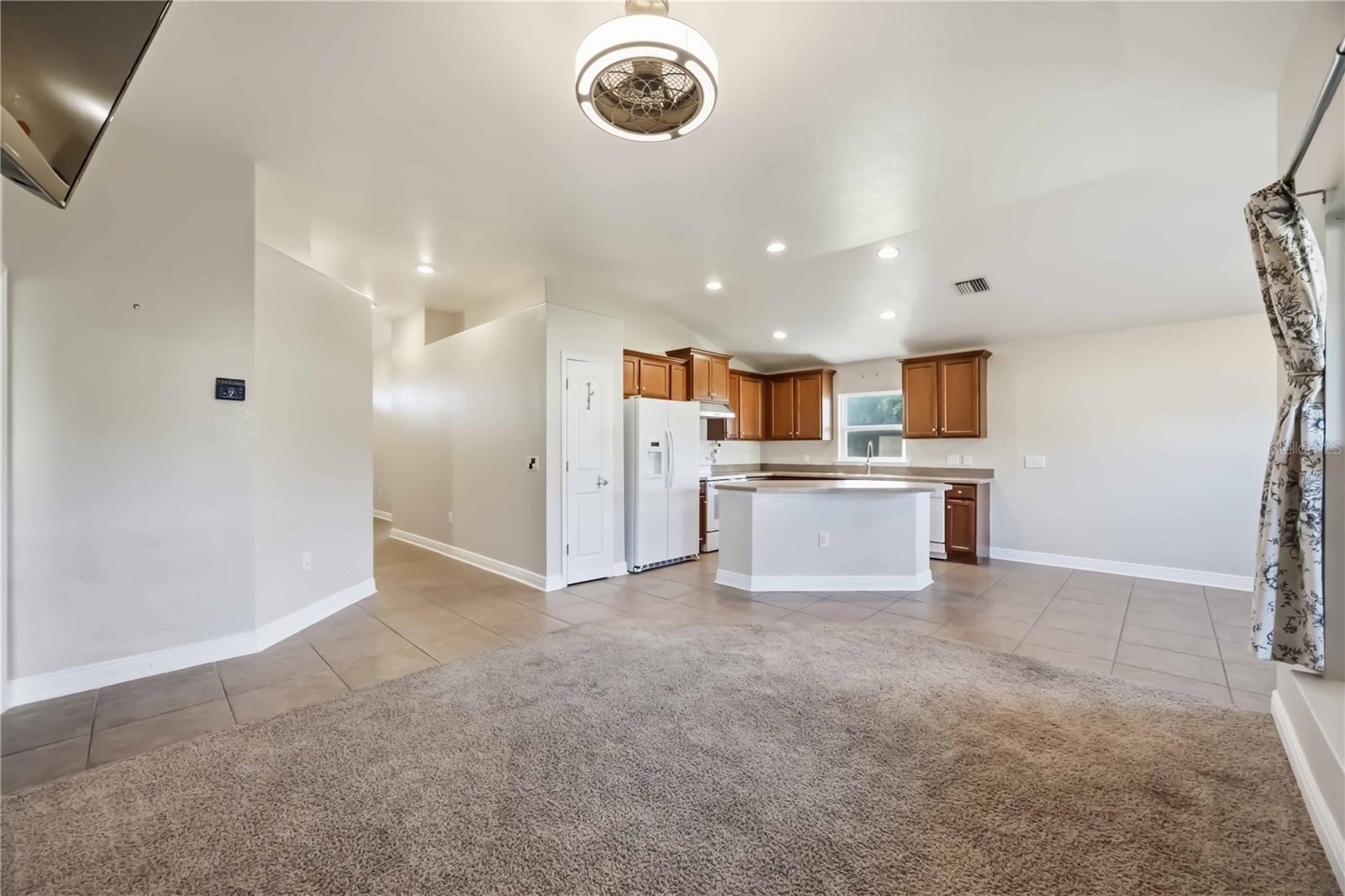 9984 Spring Gulch Ln Property Photo 6