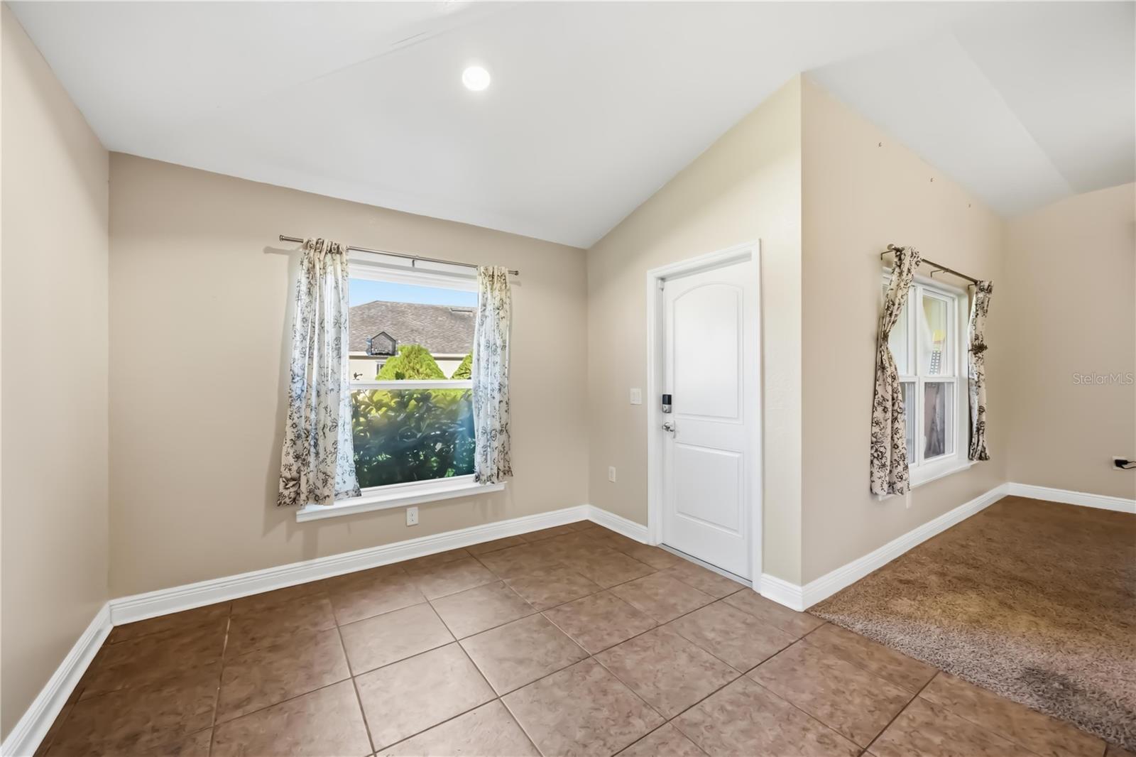 9984 Spring Gulch Ln Property Photo 11