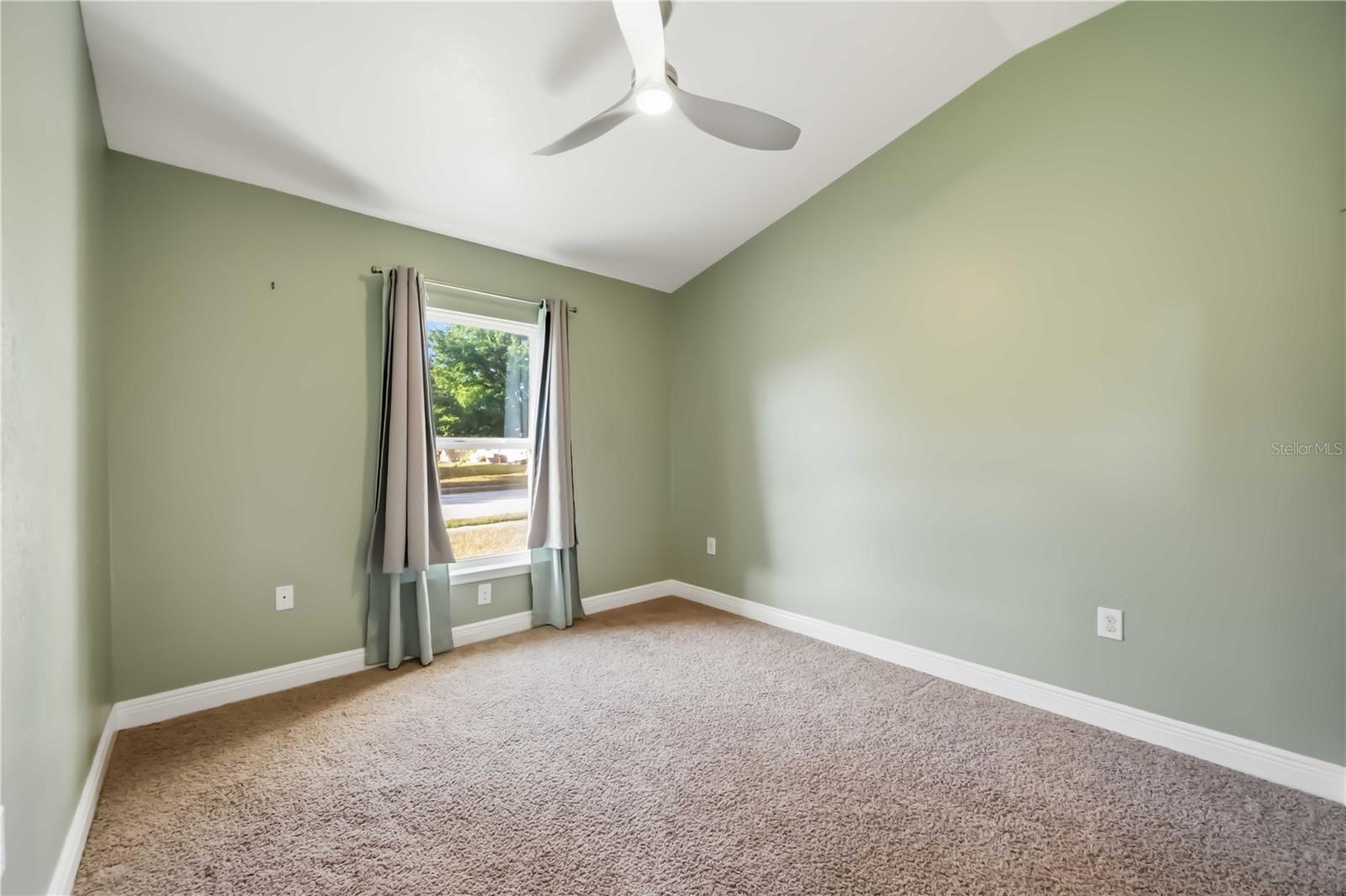 9984 Spring Gulch Ln Property Photo 18