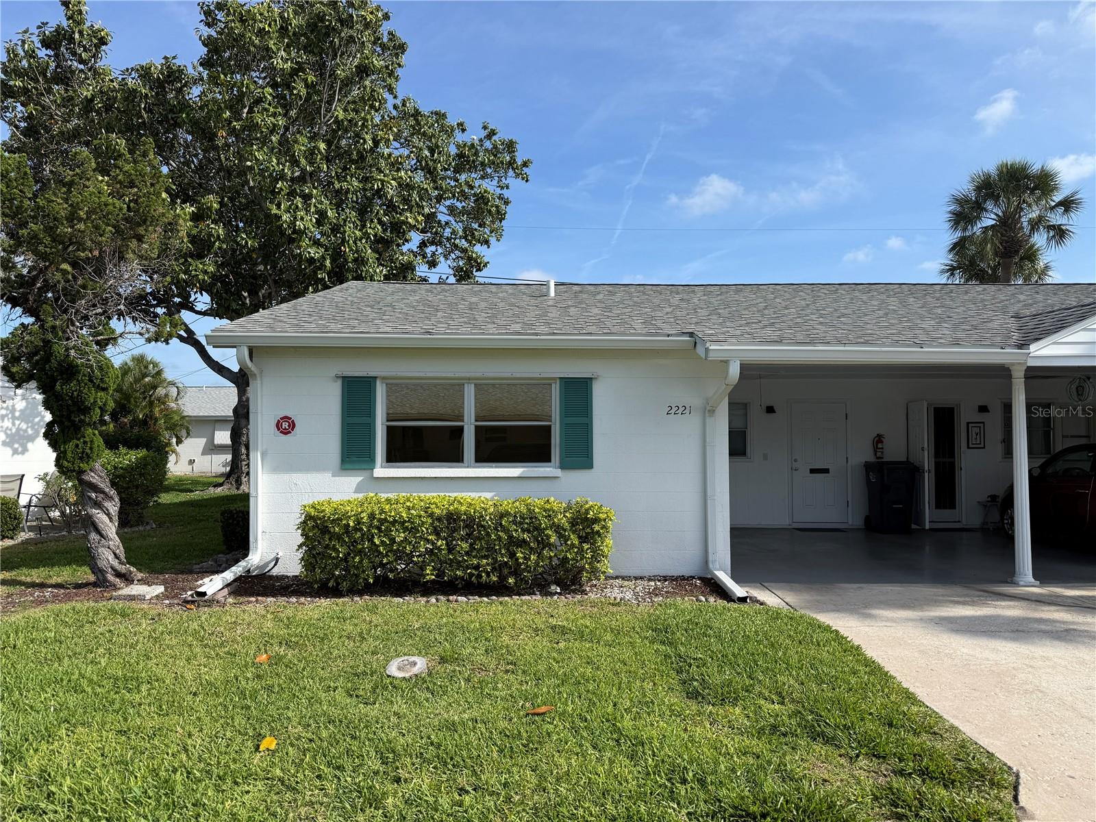 2221 Orange Blossom Ln Property Photo 1