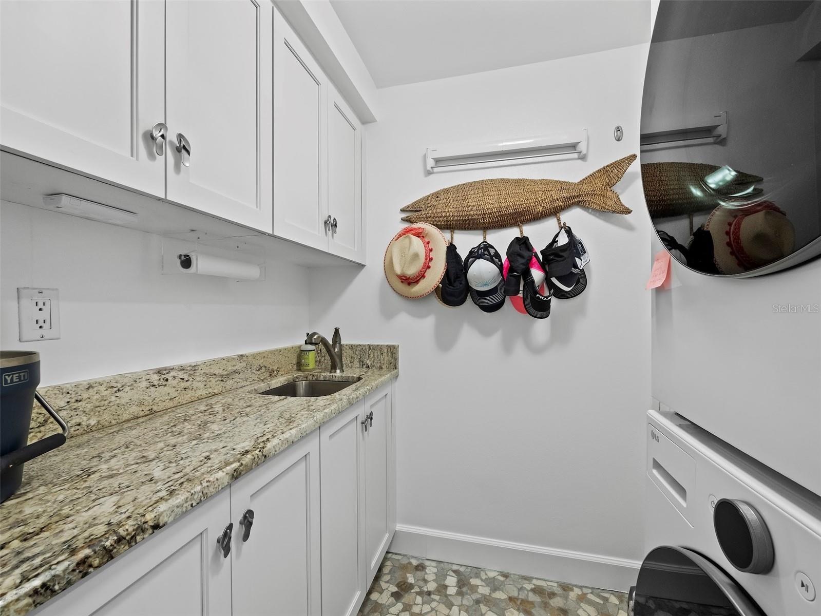 535 Sanctuary Dr #a603 Property Photo 33