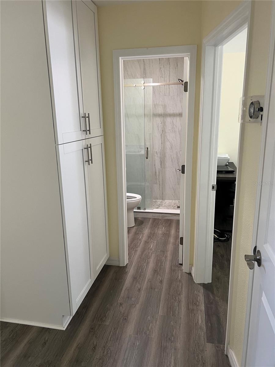 1433 S Belcher Rd #b7 Property Photo 8