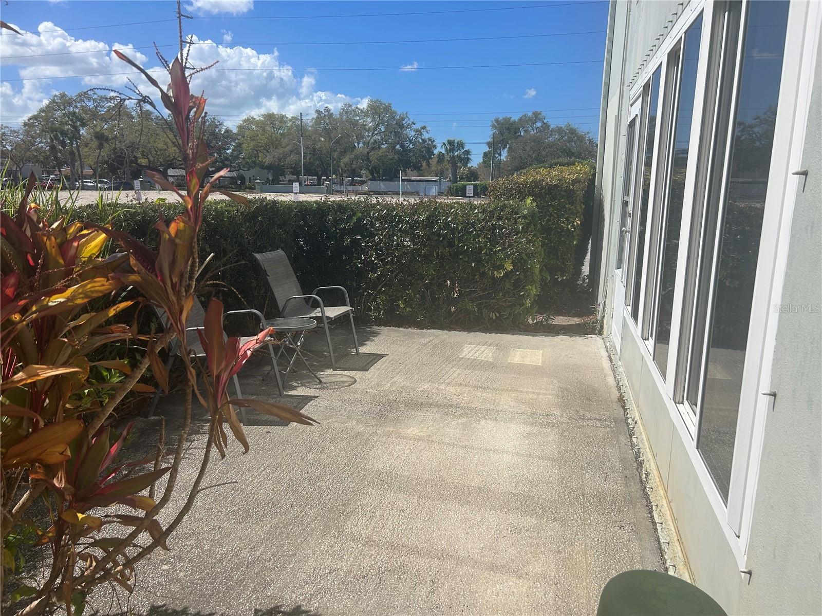 1433 S Belcher Rd #b7 Property Photo 11