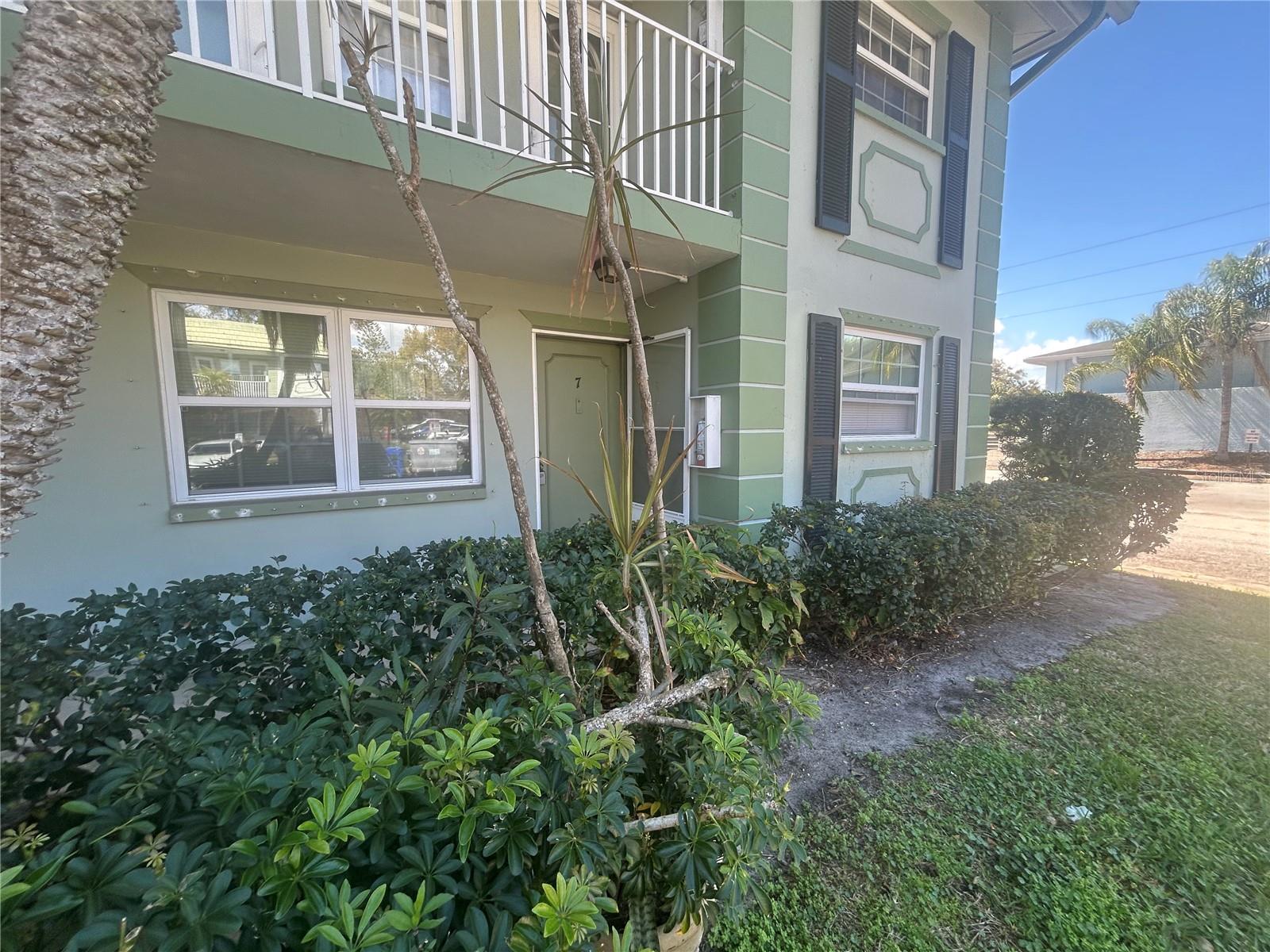 1433 S Belcher Rd #b7 Property Photo 25