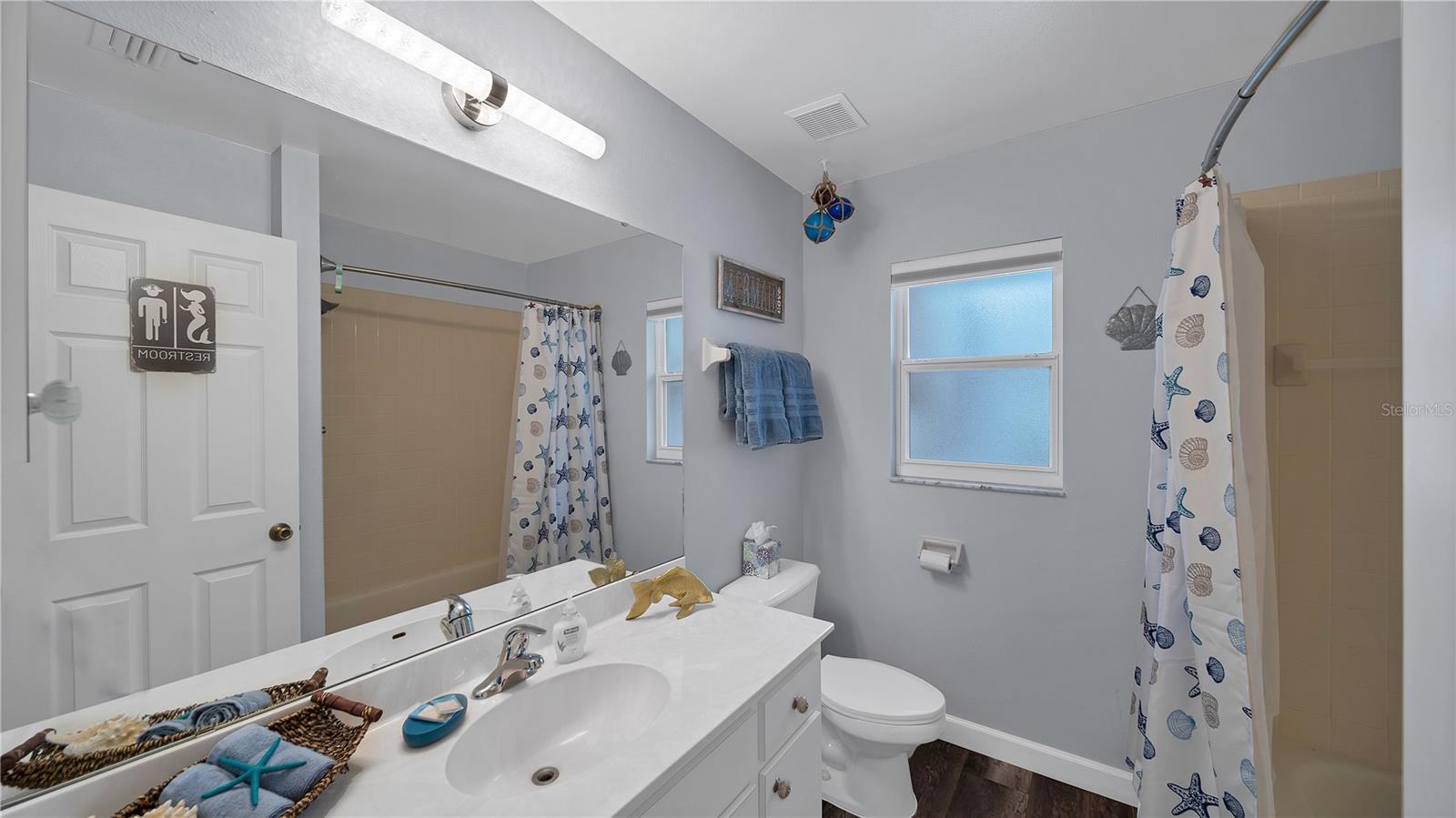 5219 Inverness Dr Property Photo 17