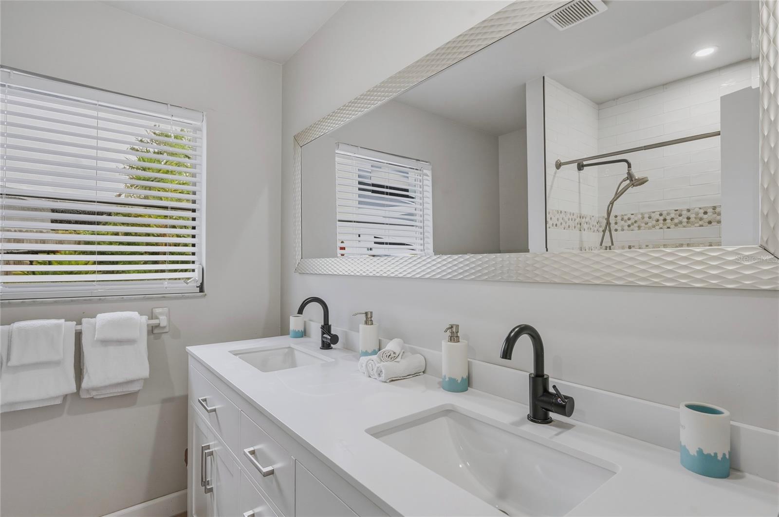 1133 Montezuma Dr Property Photo 23
