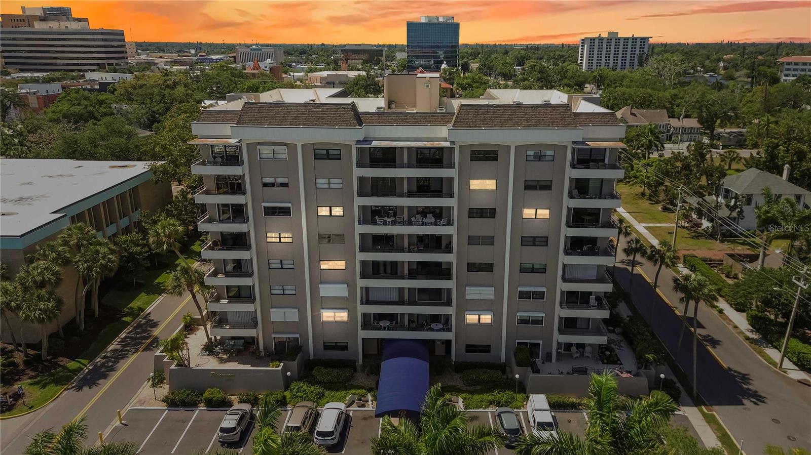 1400 Barcarrota Blvd #201 Property Photo 34