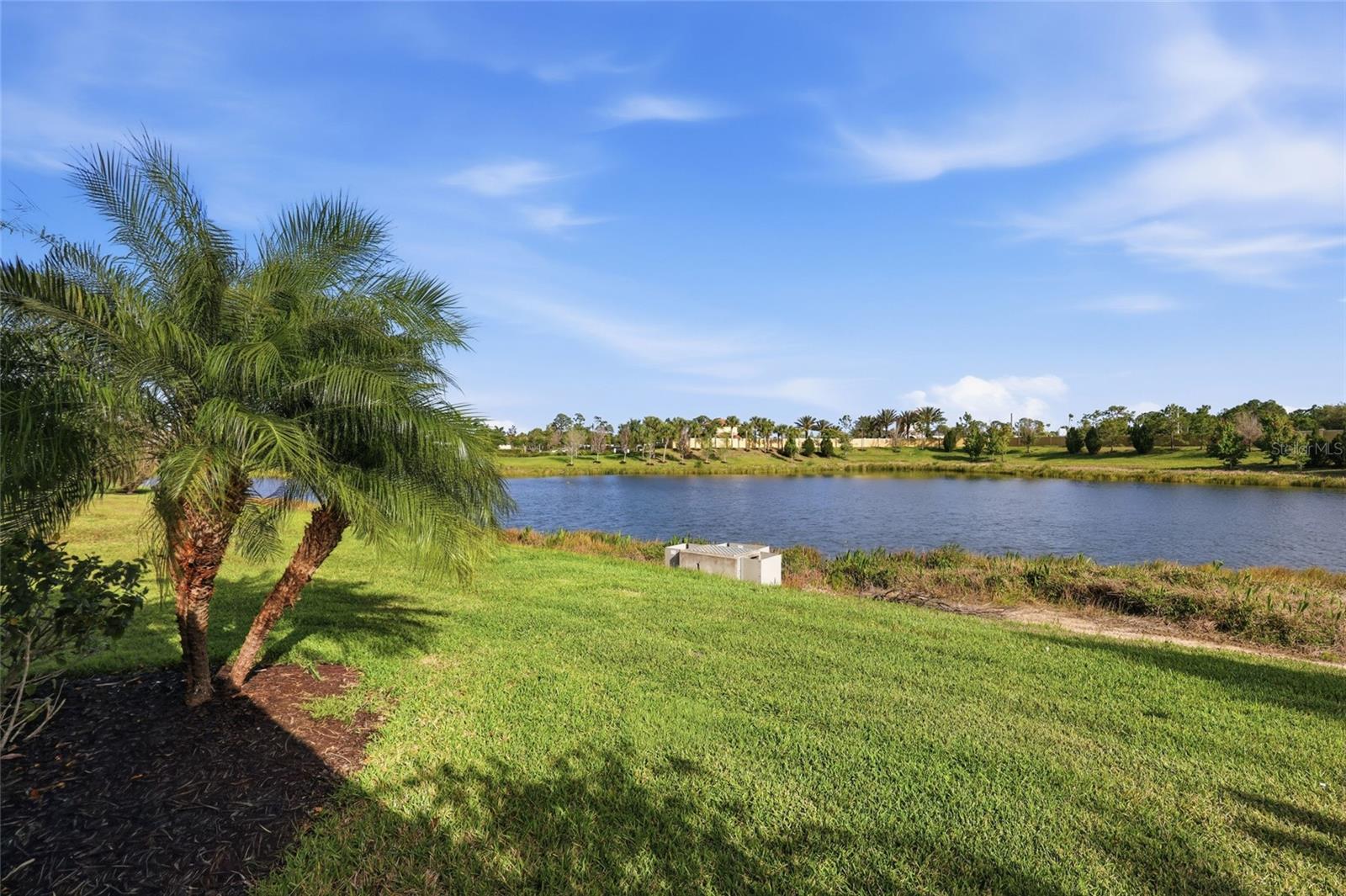 11929 Tapestry Ln Property Photo 4