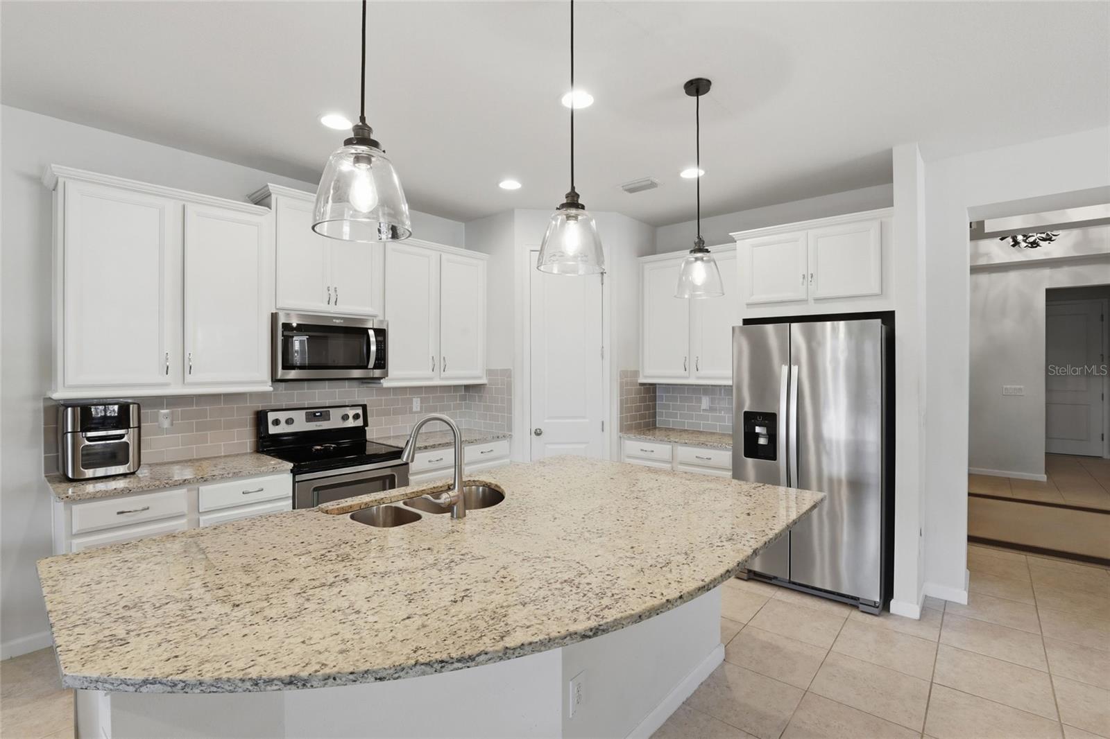 11929 Tapestry Ln Property Photo 7