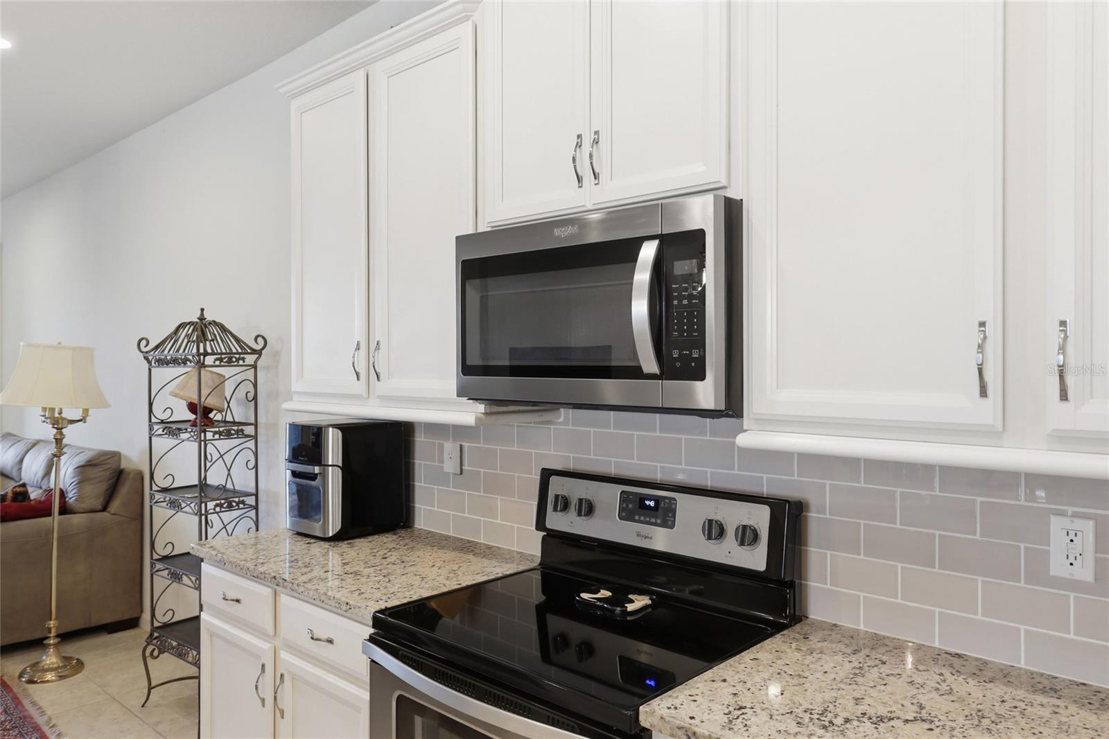 11929 Tapestry Ln Property Photo 10