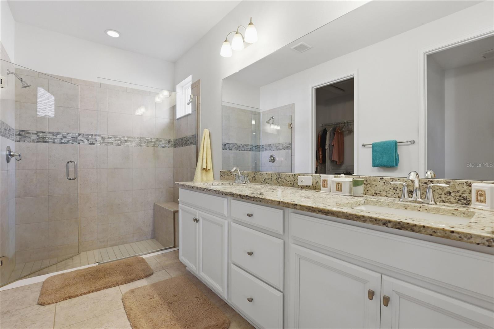 11929 Tapestry Ln Property Photo 14