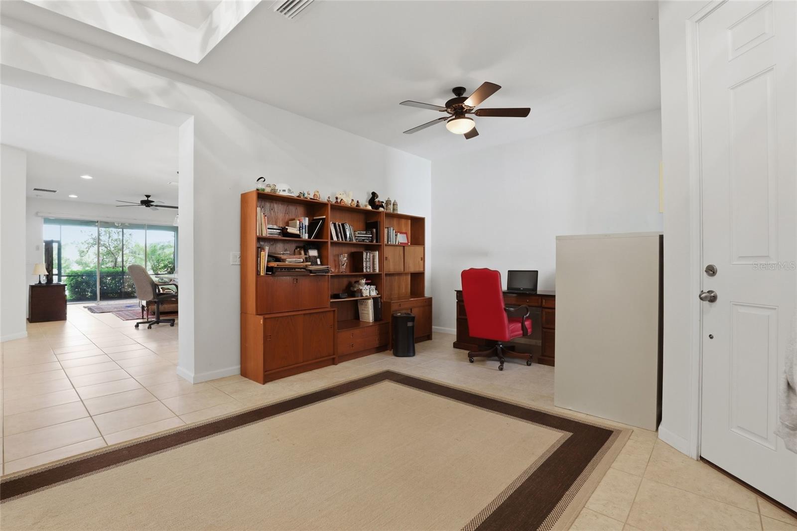 11929 Tapestry Ln Property Photo 16